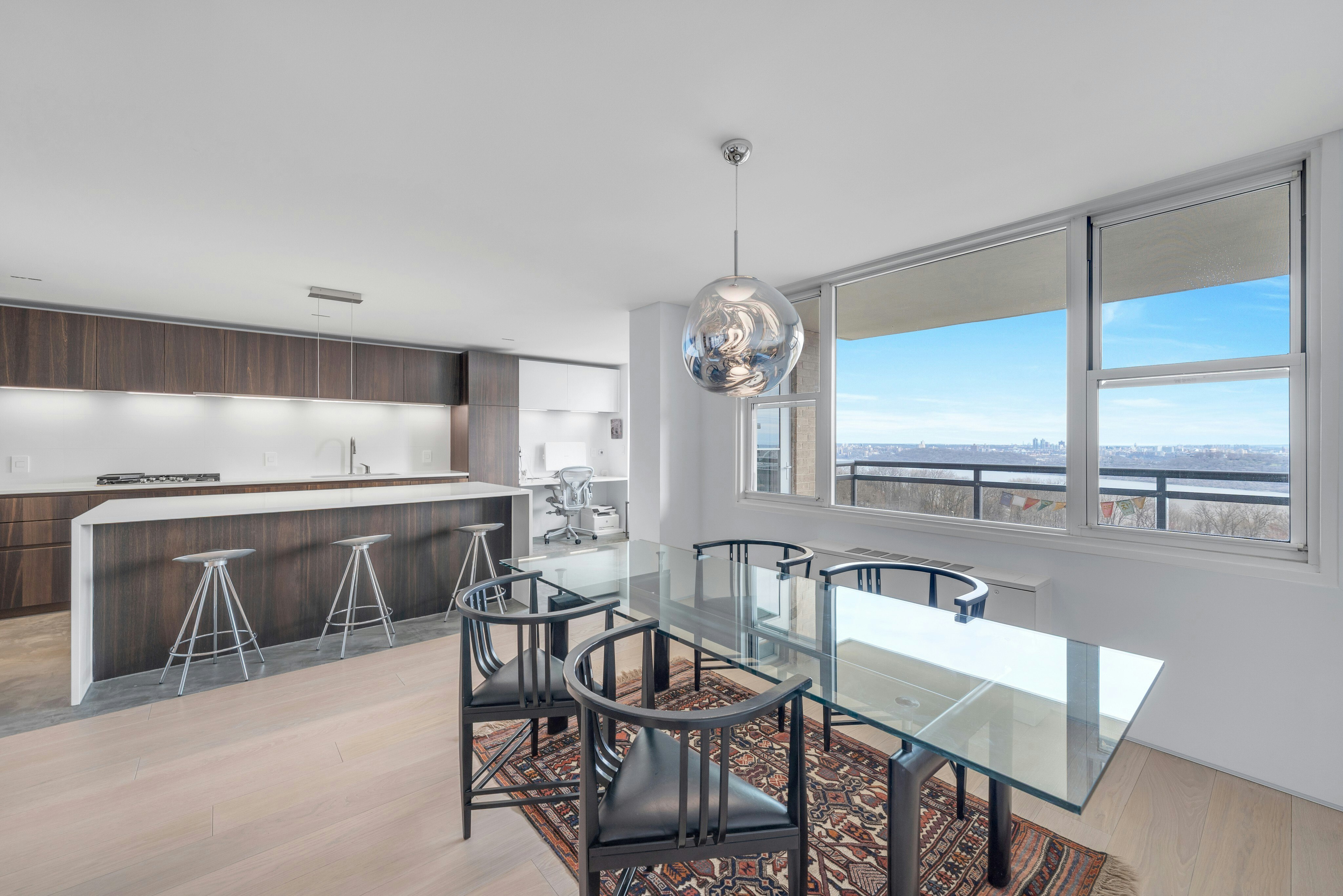 2200 North Central Road 15G