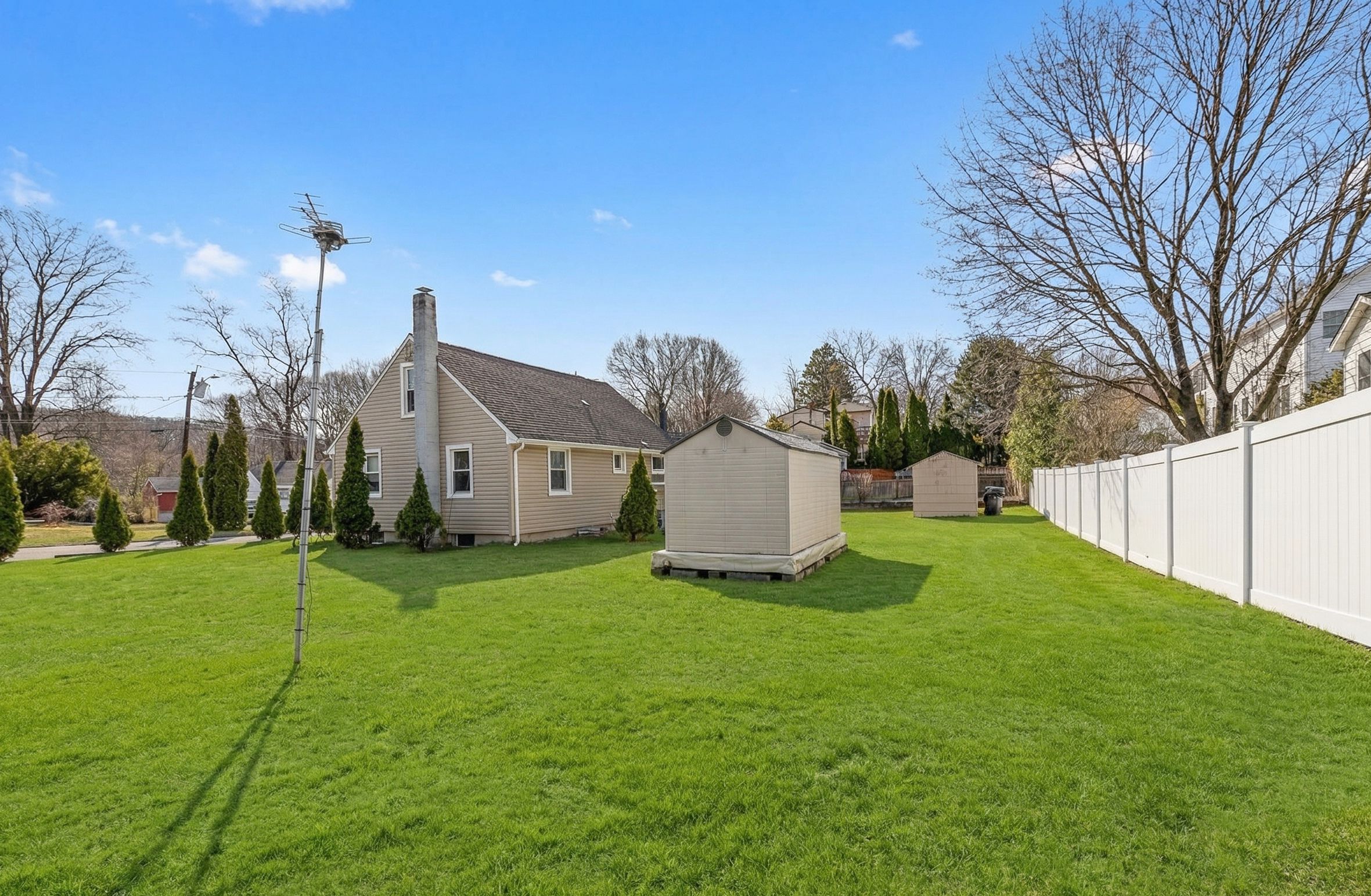 34 Lakeview Avenue 