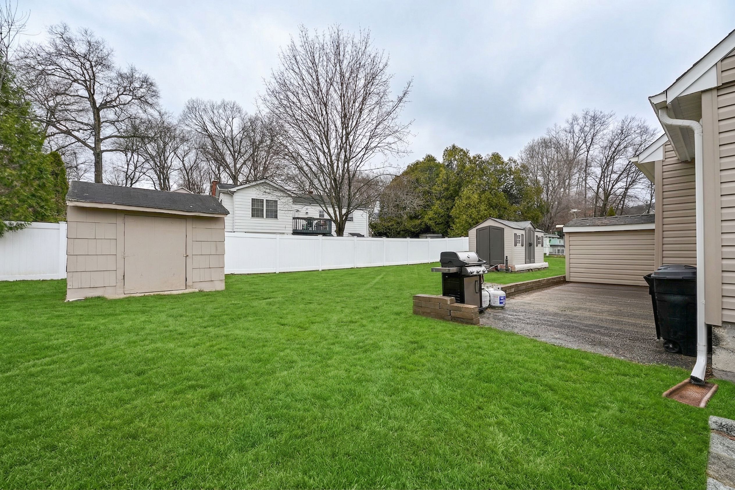 34 Lakeview Avenue 