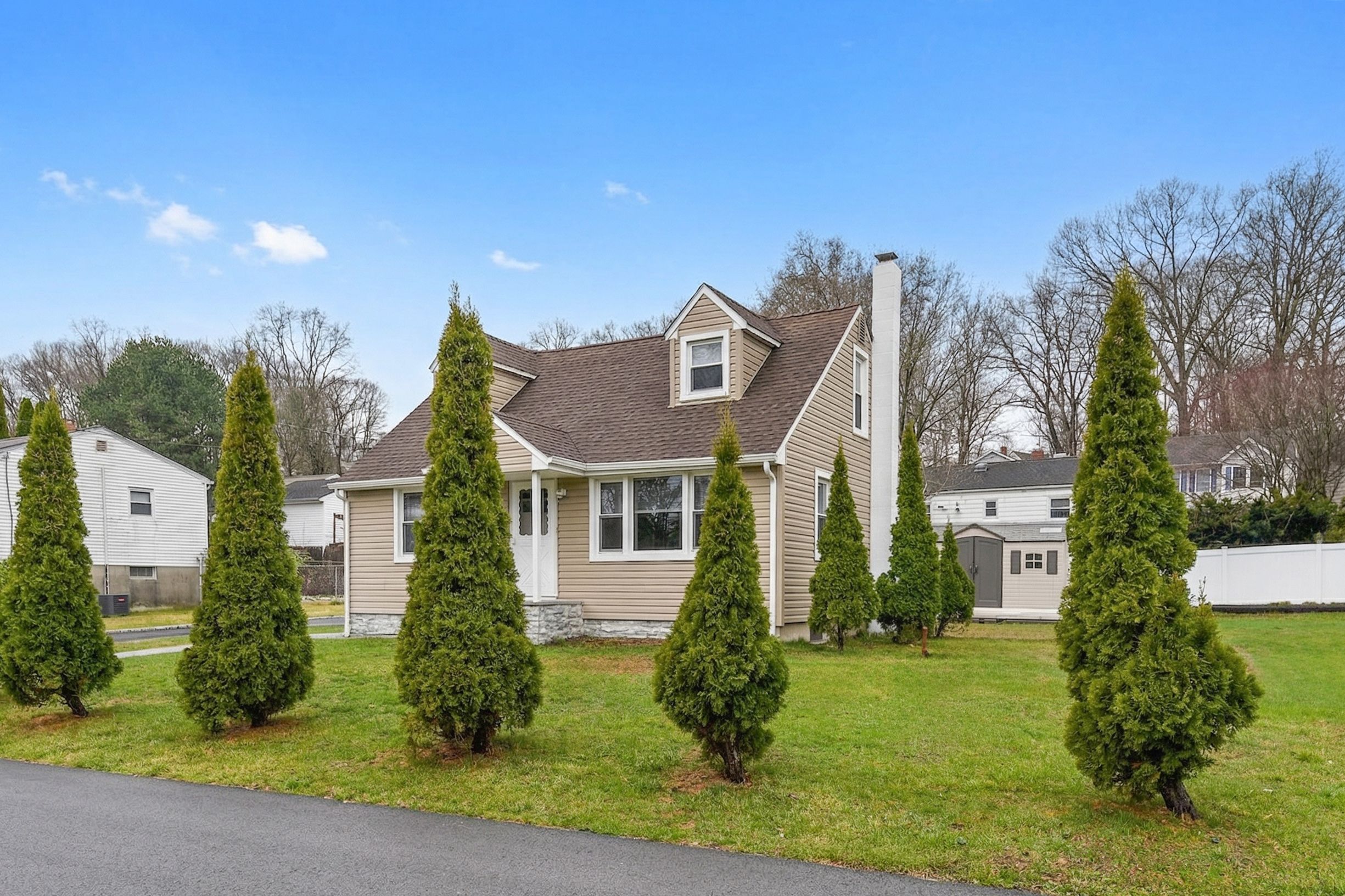 34 Lakeview Avenue 