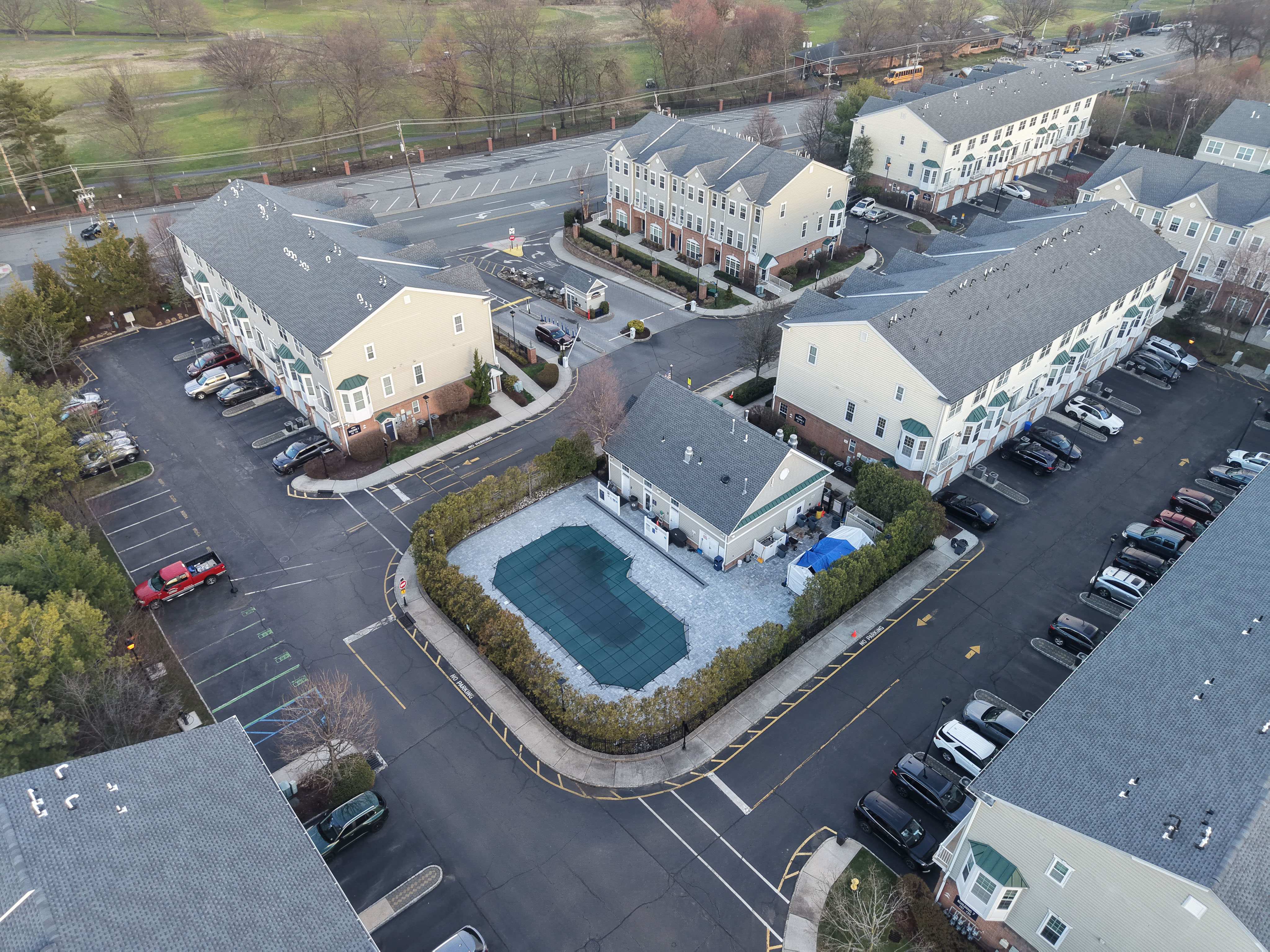 906 Memorial Drive 