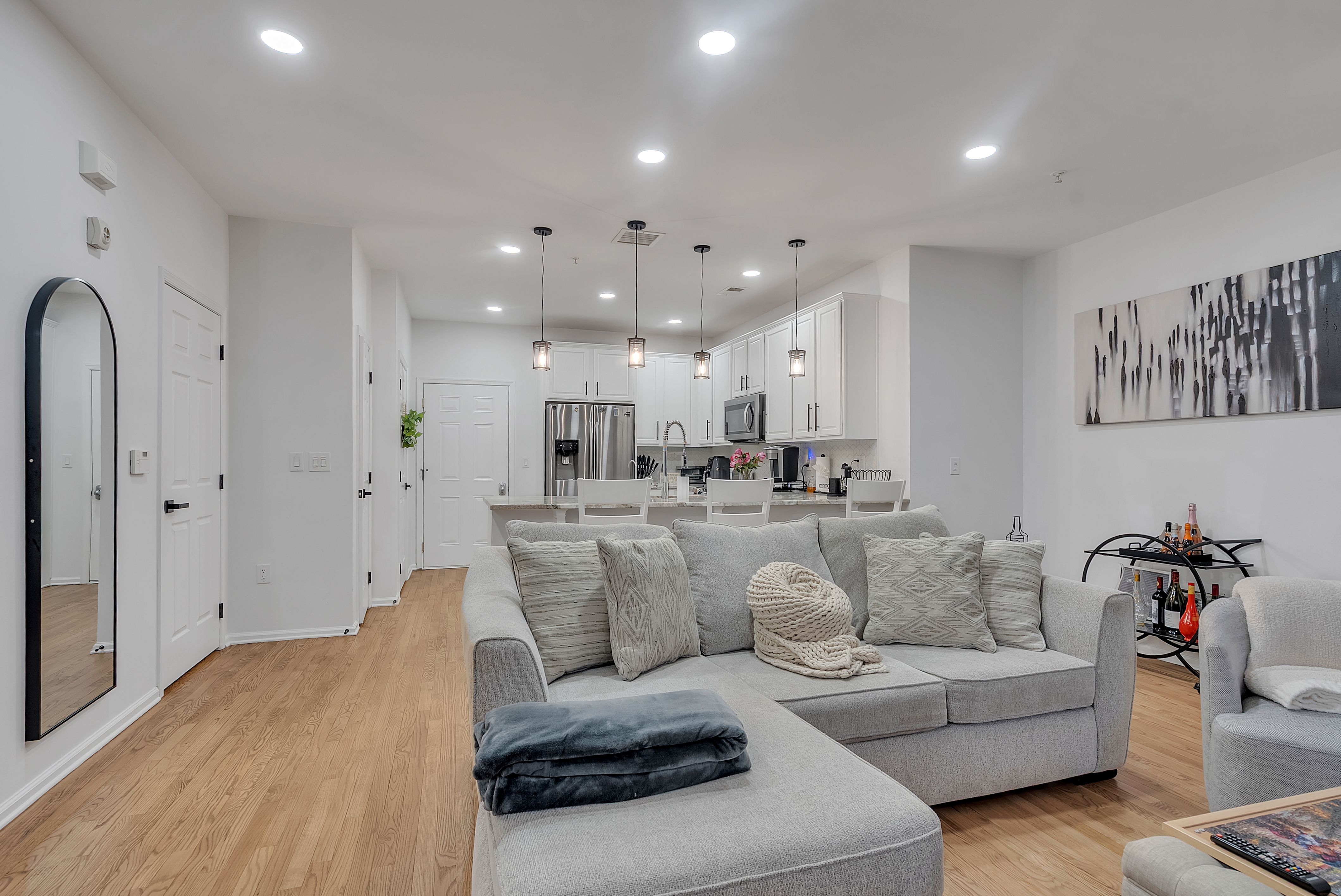 906 Memorial Drive 