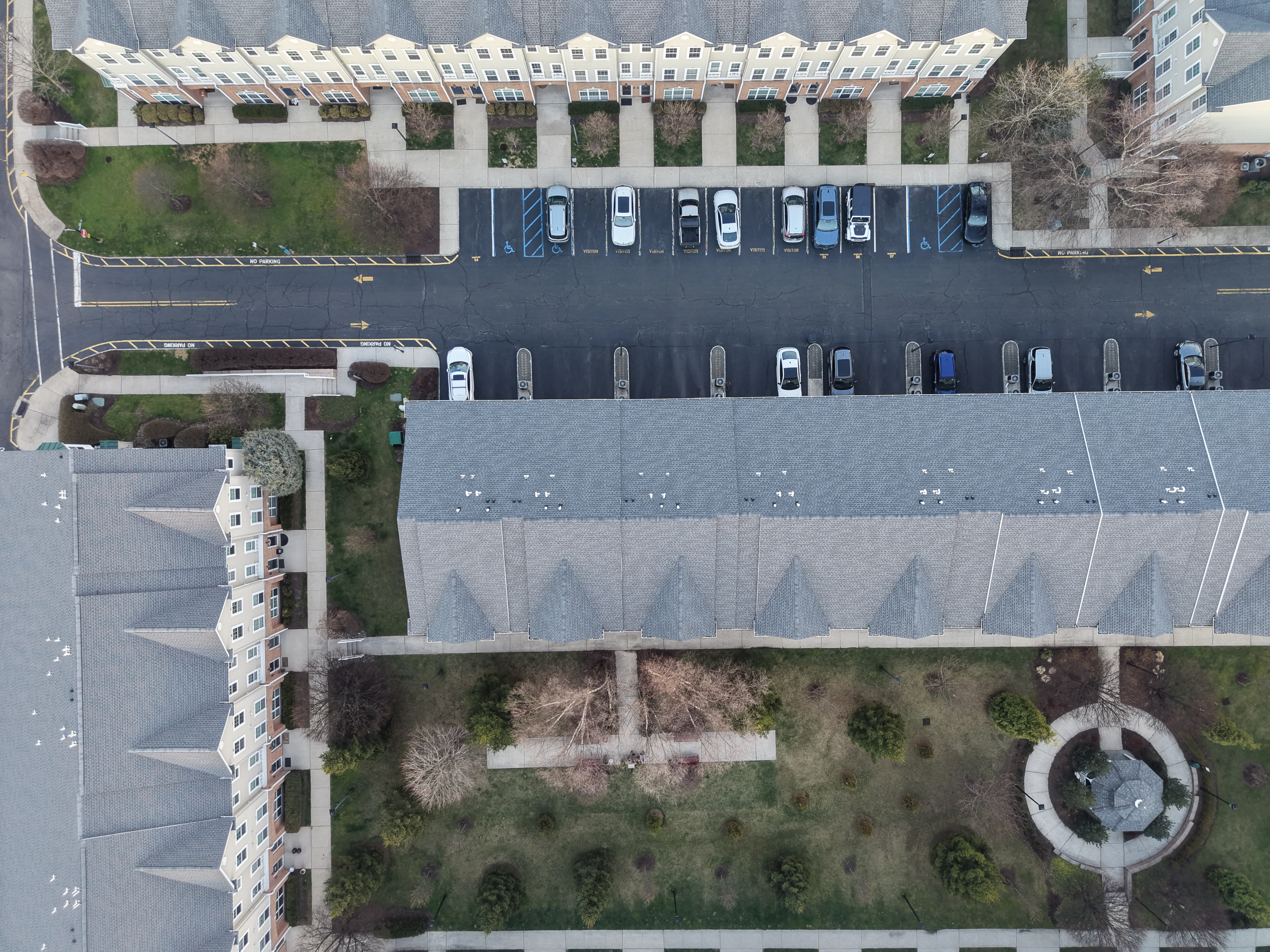 906 Memorial Drive 