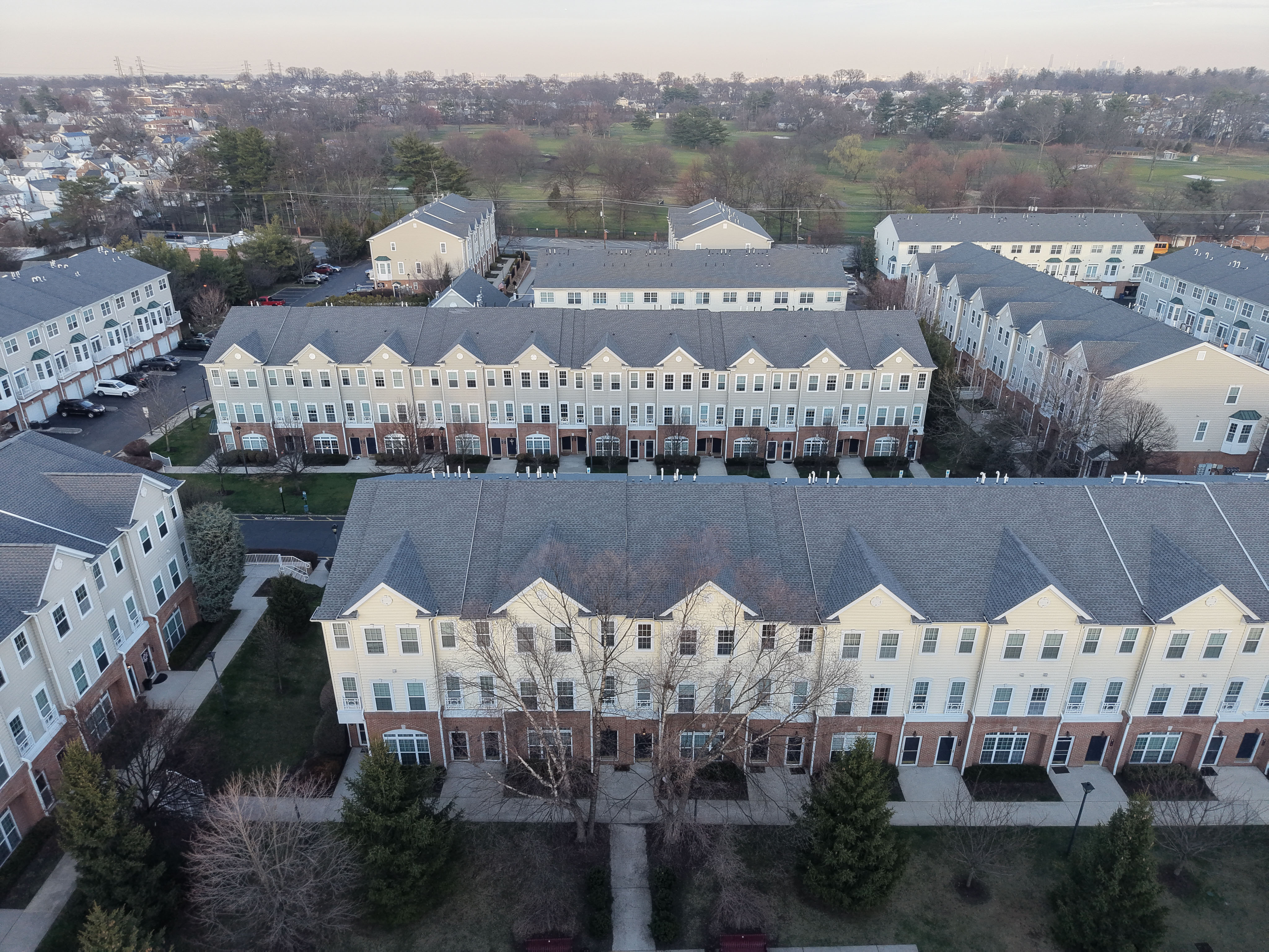 906 Memorial Drive 
