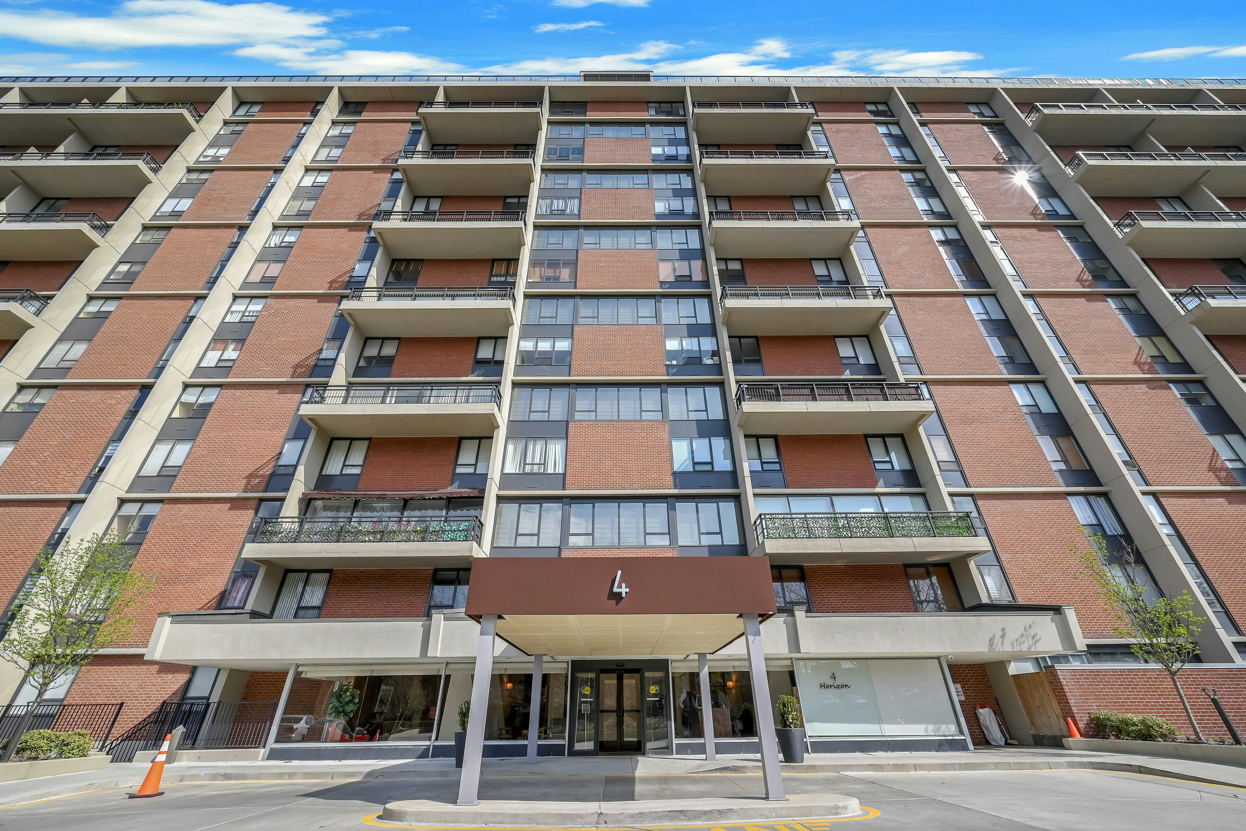 4 Horizon Road North G5