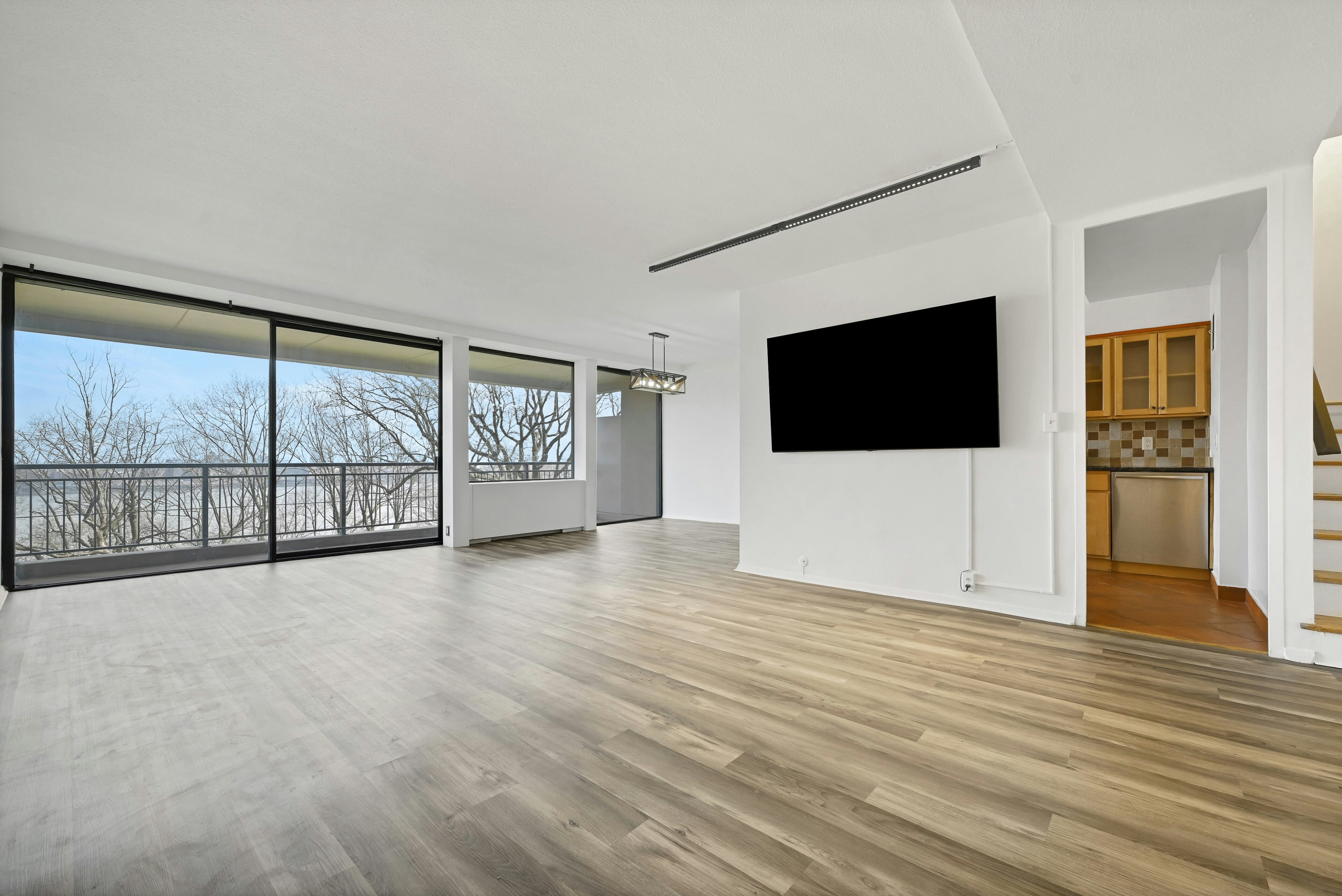 4 Horizon Road North G5