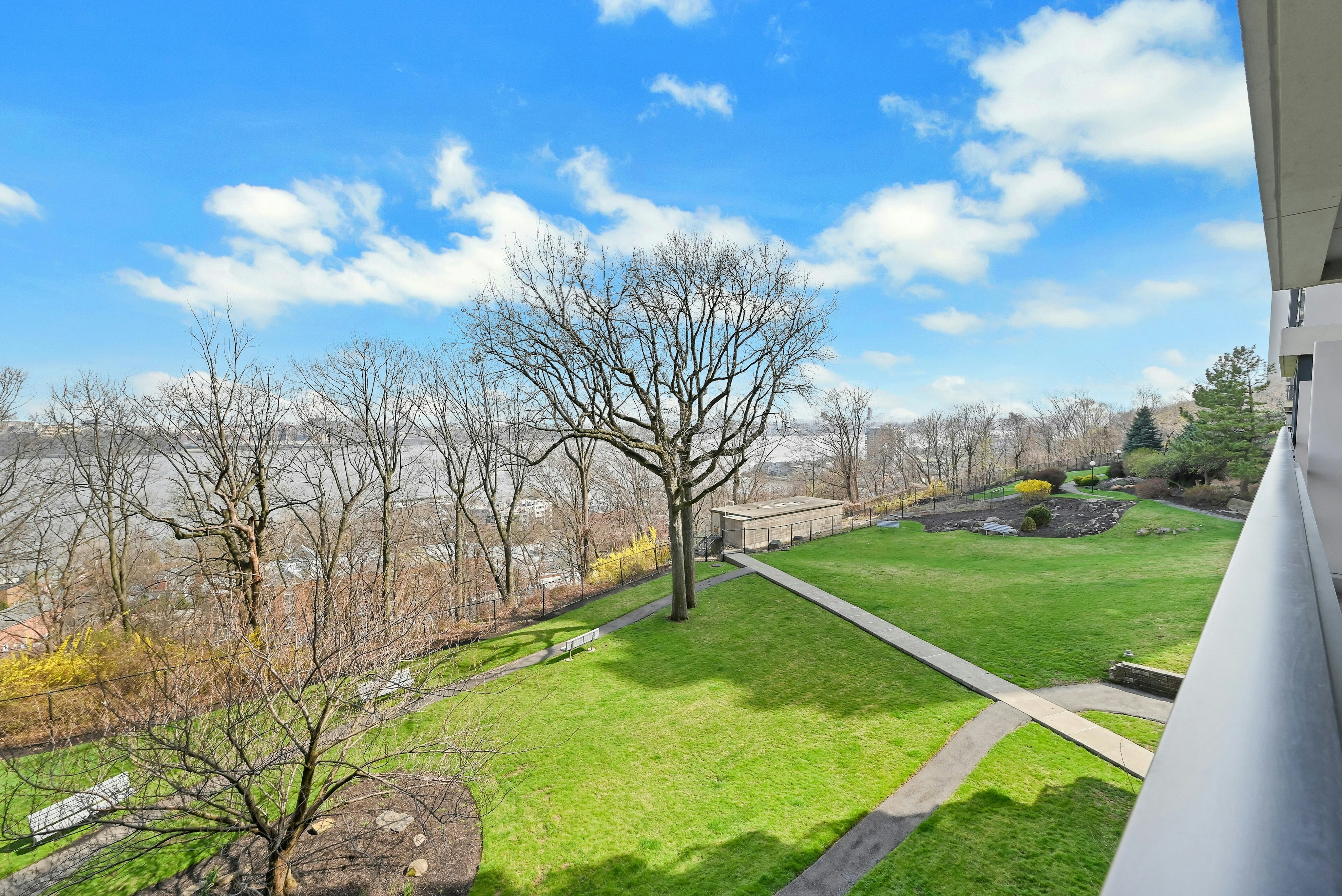 4 Horizon Road North G5