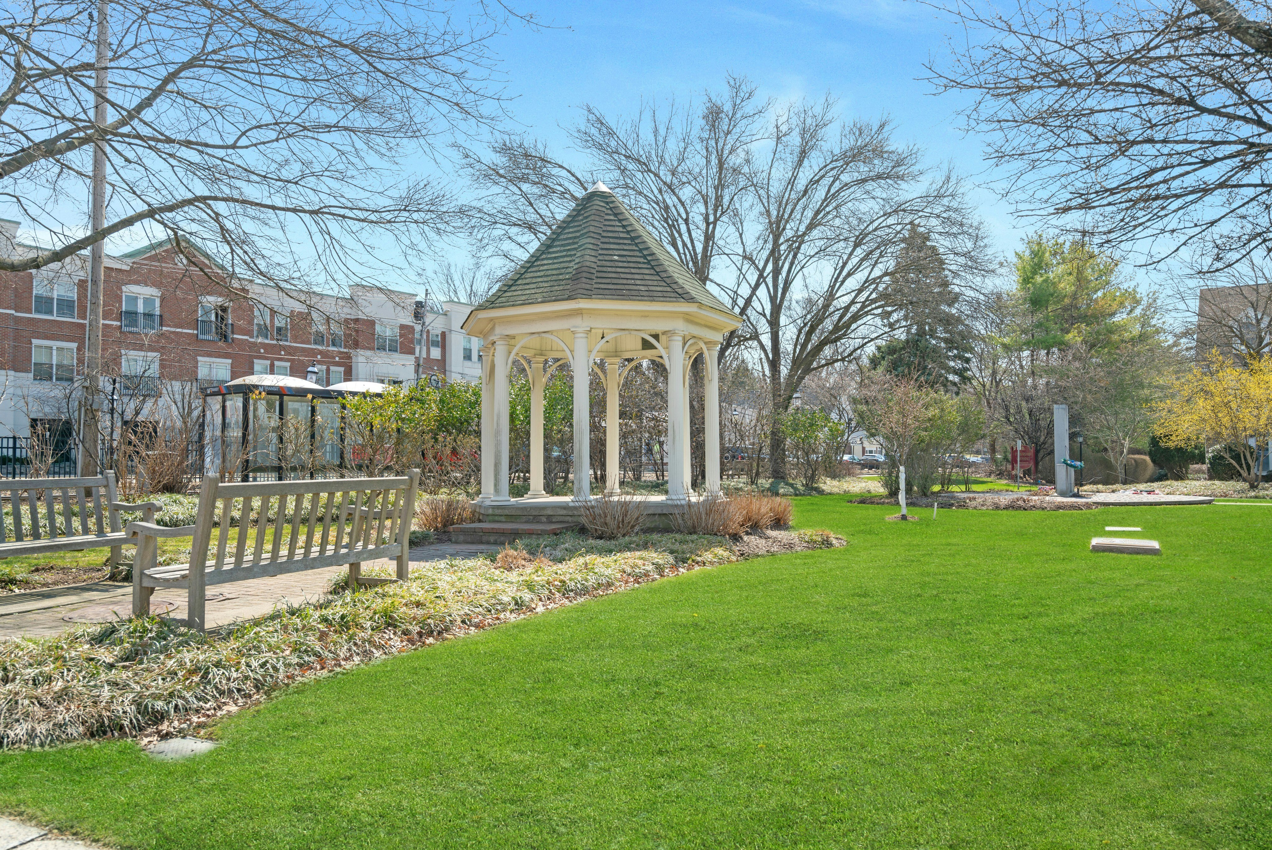 7B South Maple Avenue 