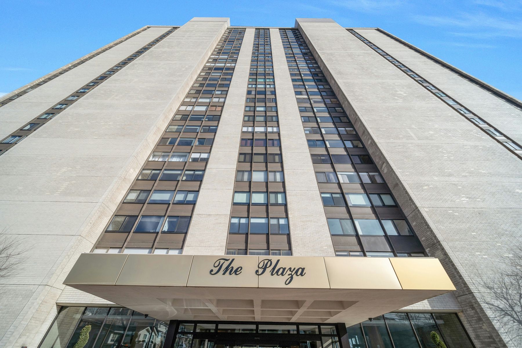 1500 Palisade Avenue #14F