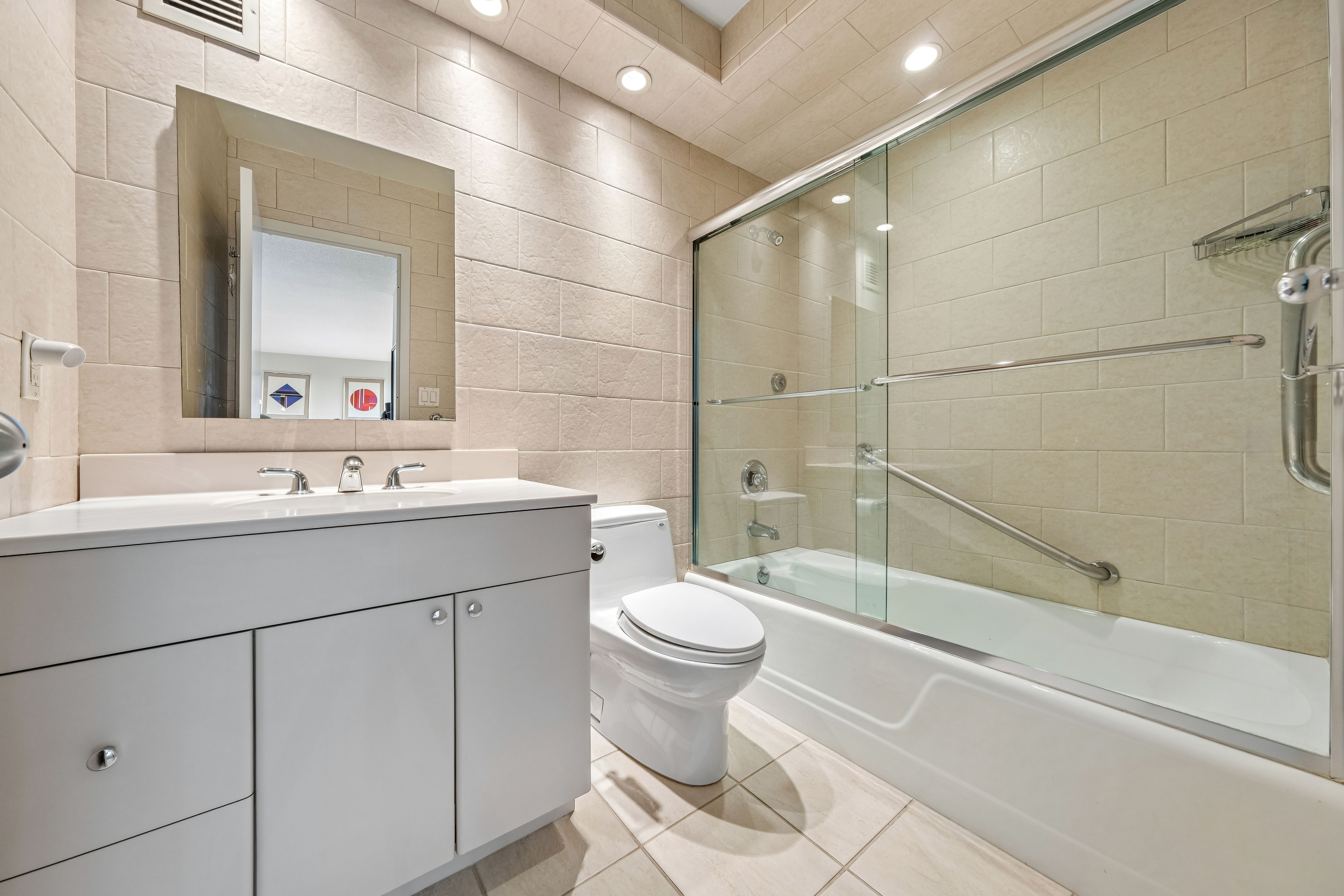 1500 Palisade Avenue #14F
