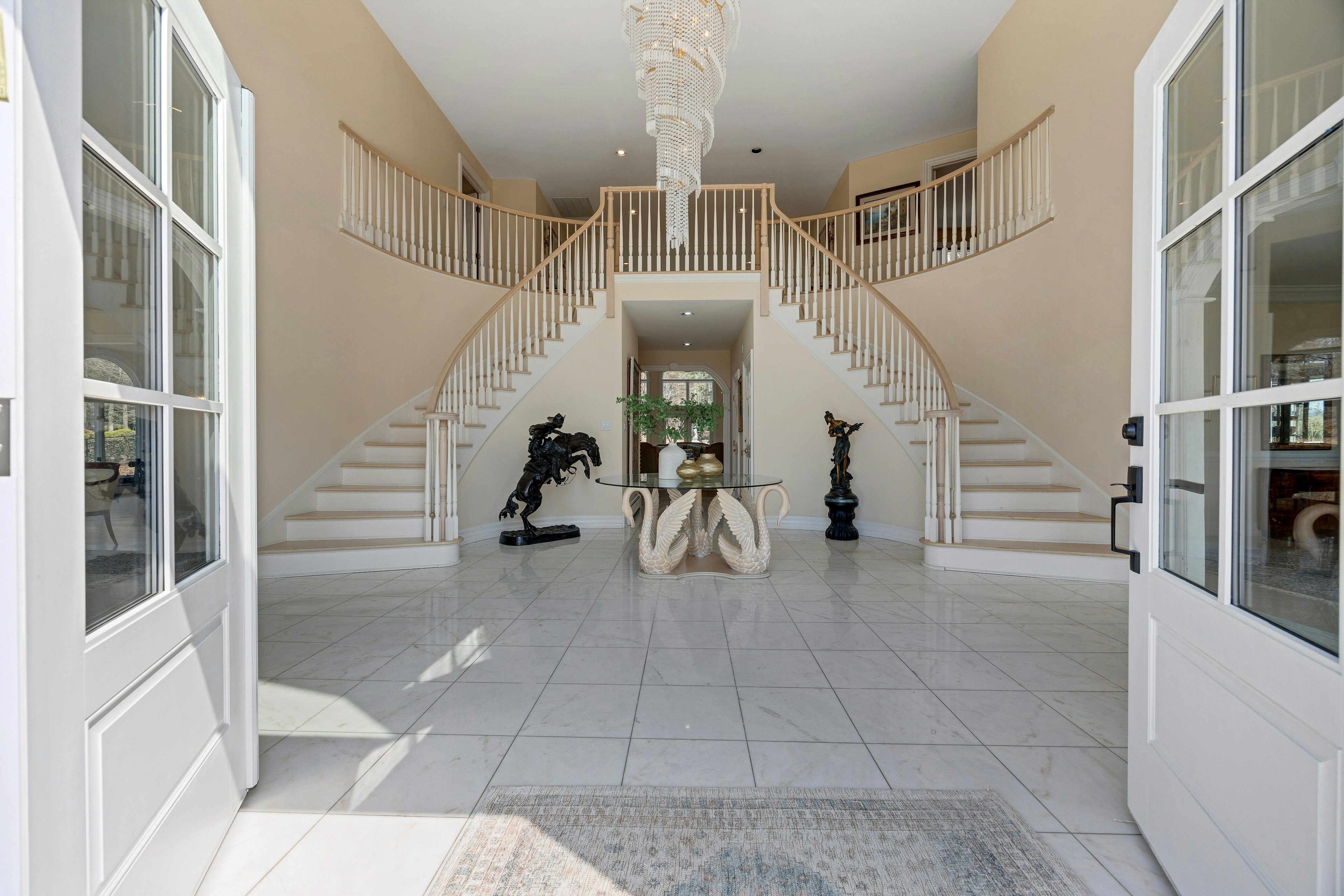 718 High Woods Drive 