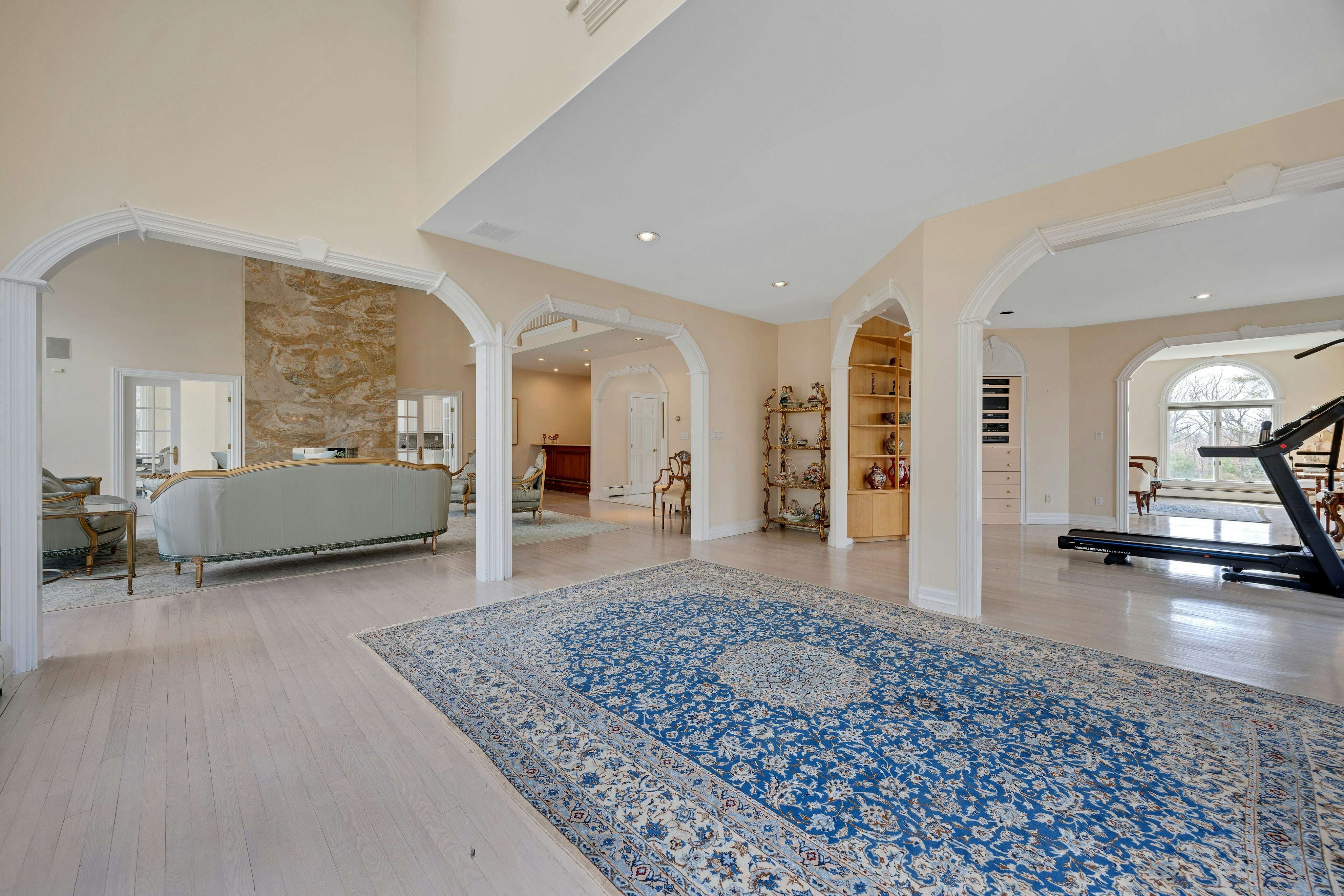 718 High Woods Drive 
