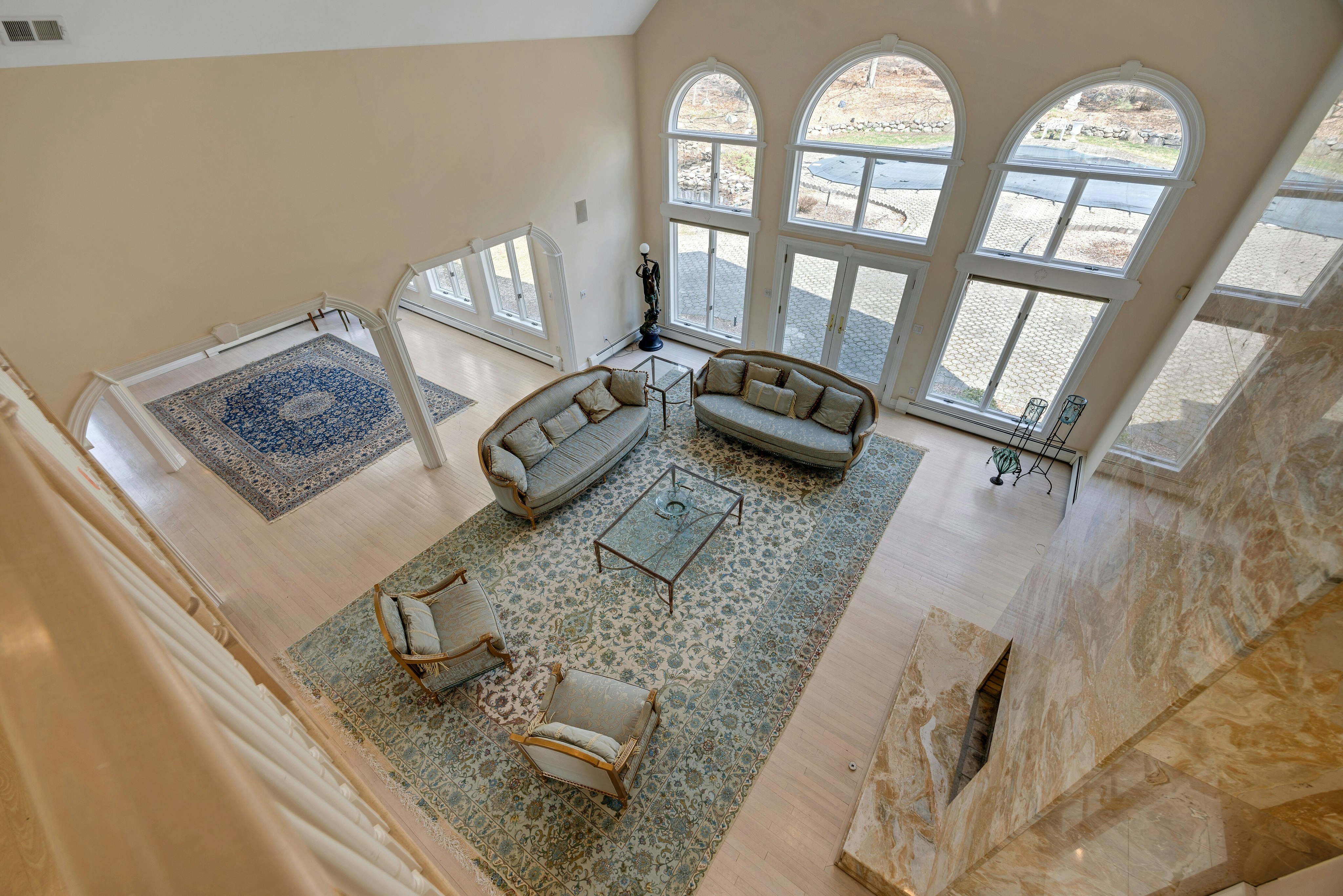 718 High Woods Drive 