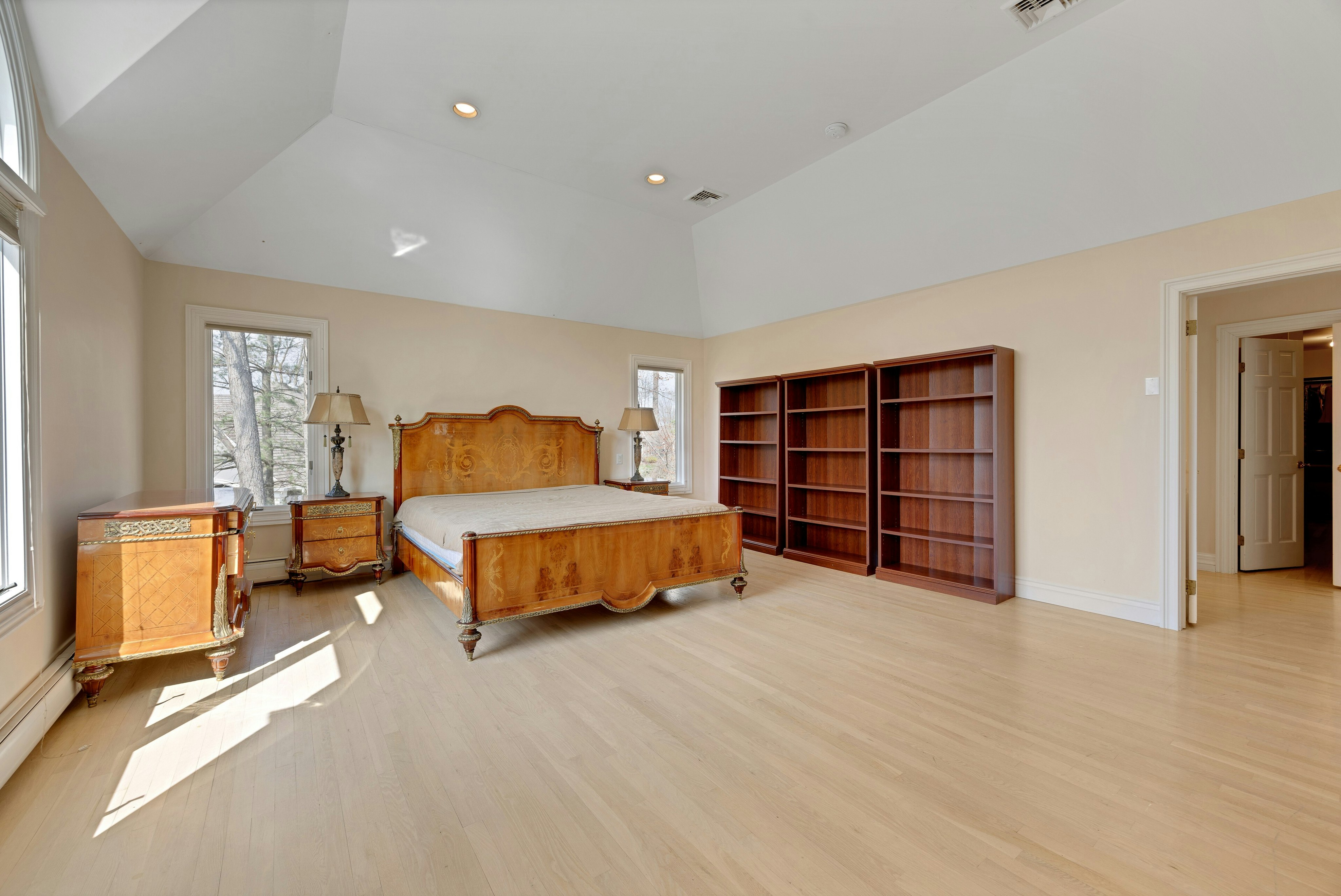 718 High Woods Drive 