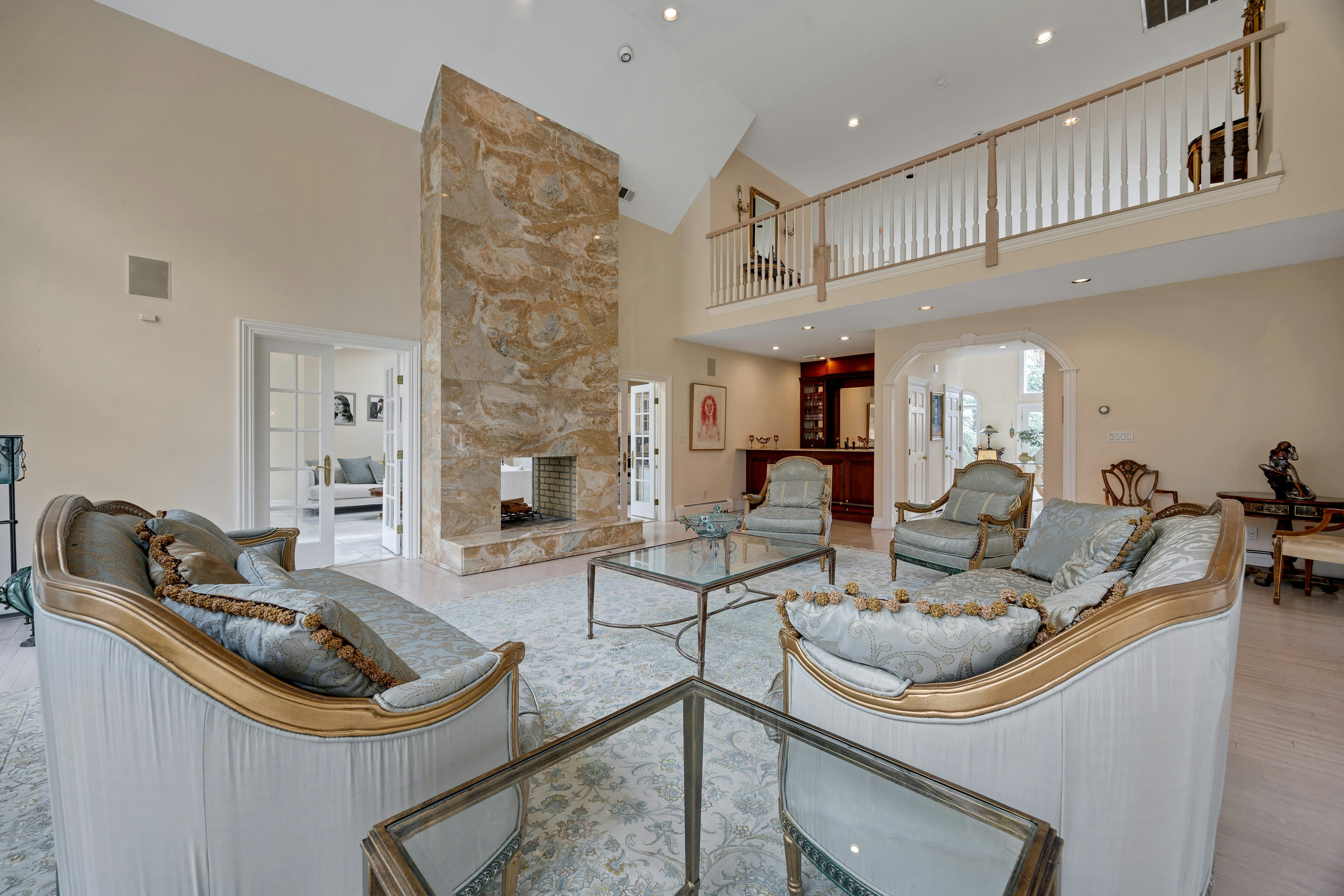 718 High Woods Drive 