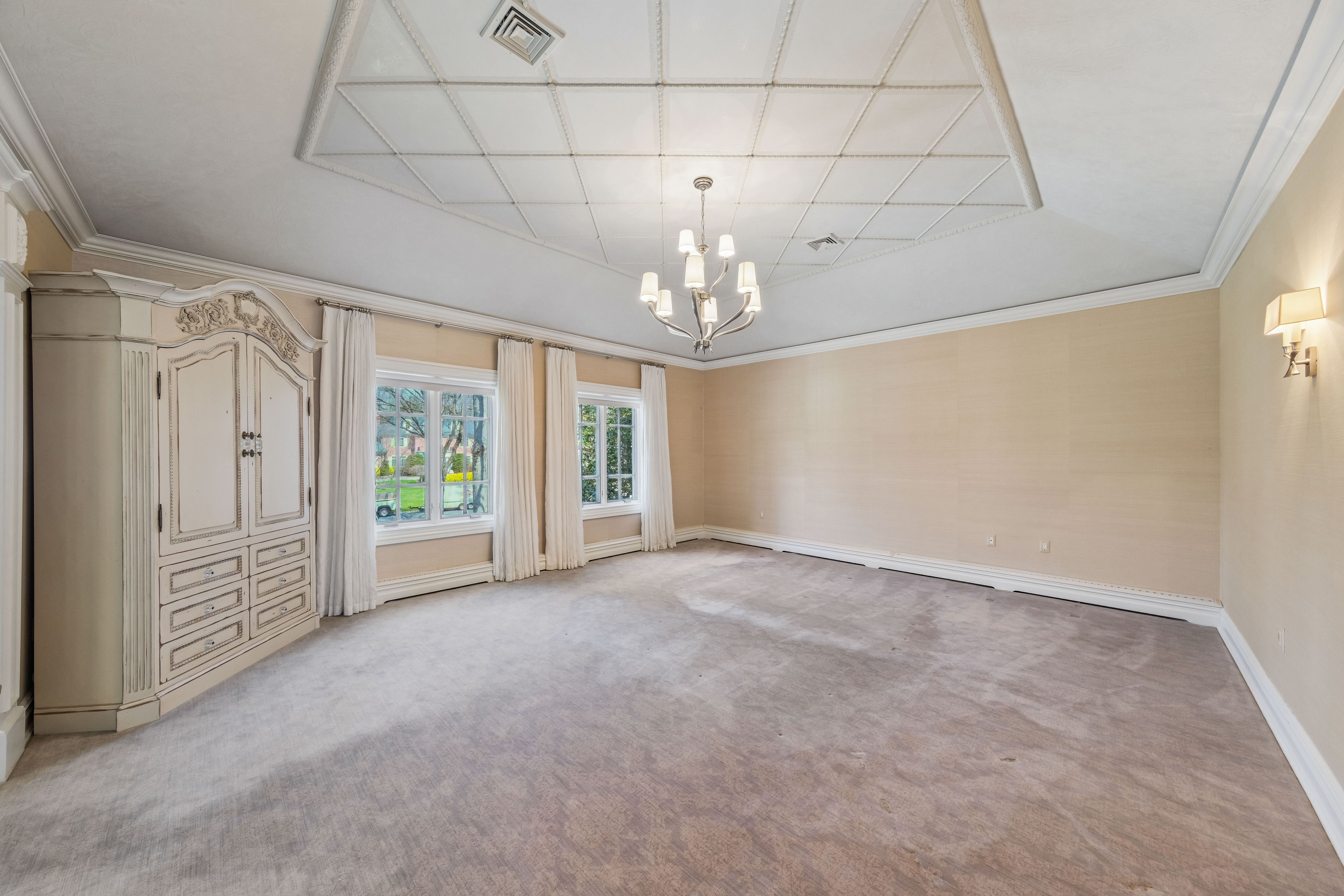 2 Alford Drive 