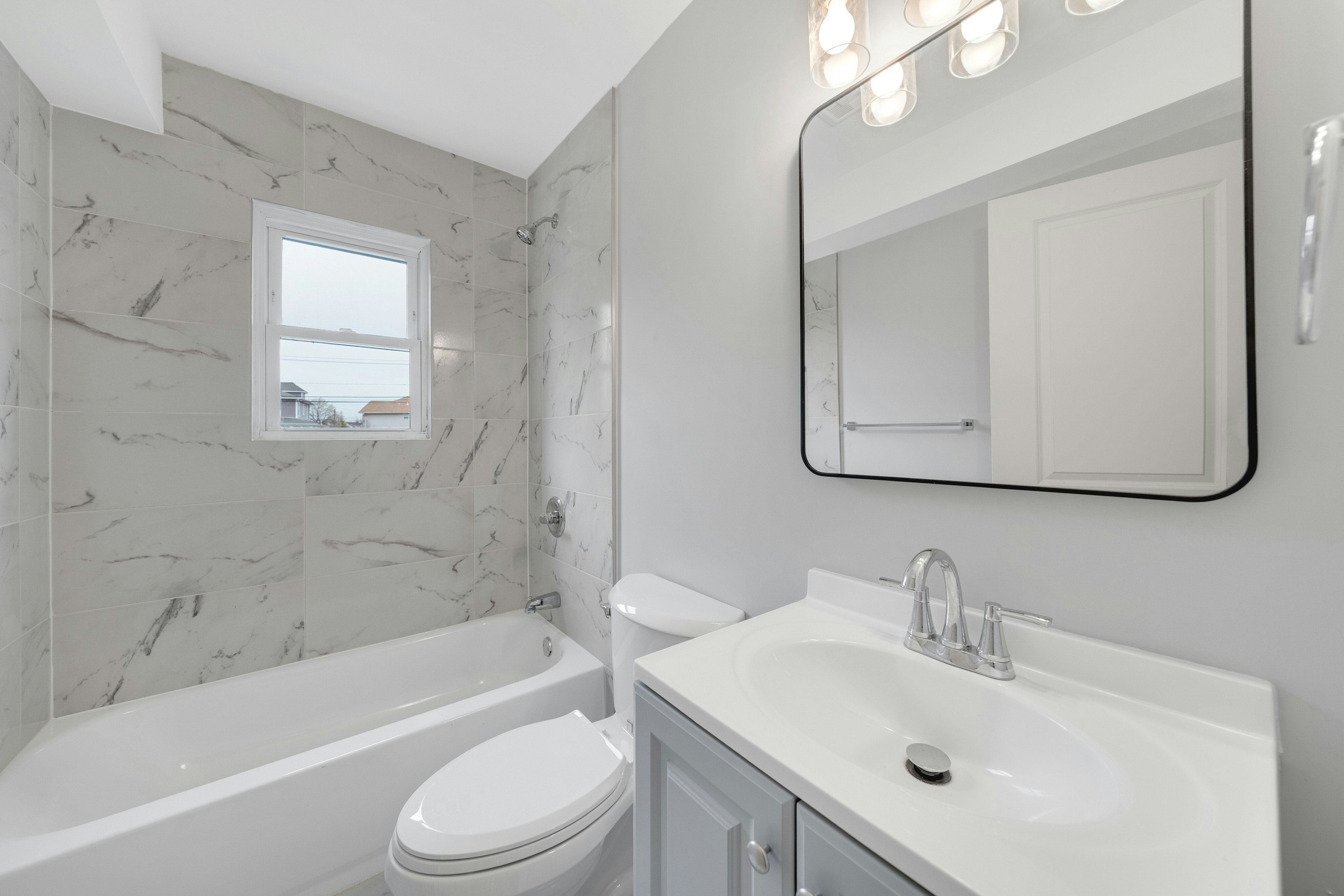 32 North 7th Avenue 