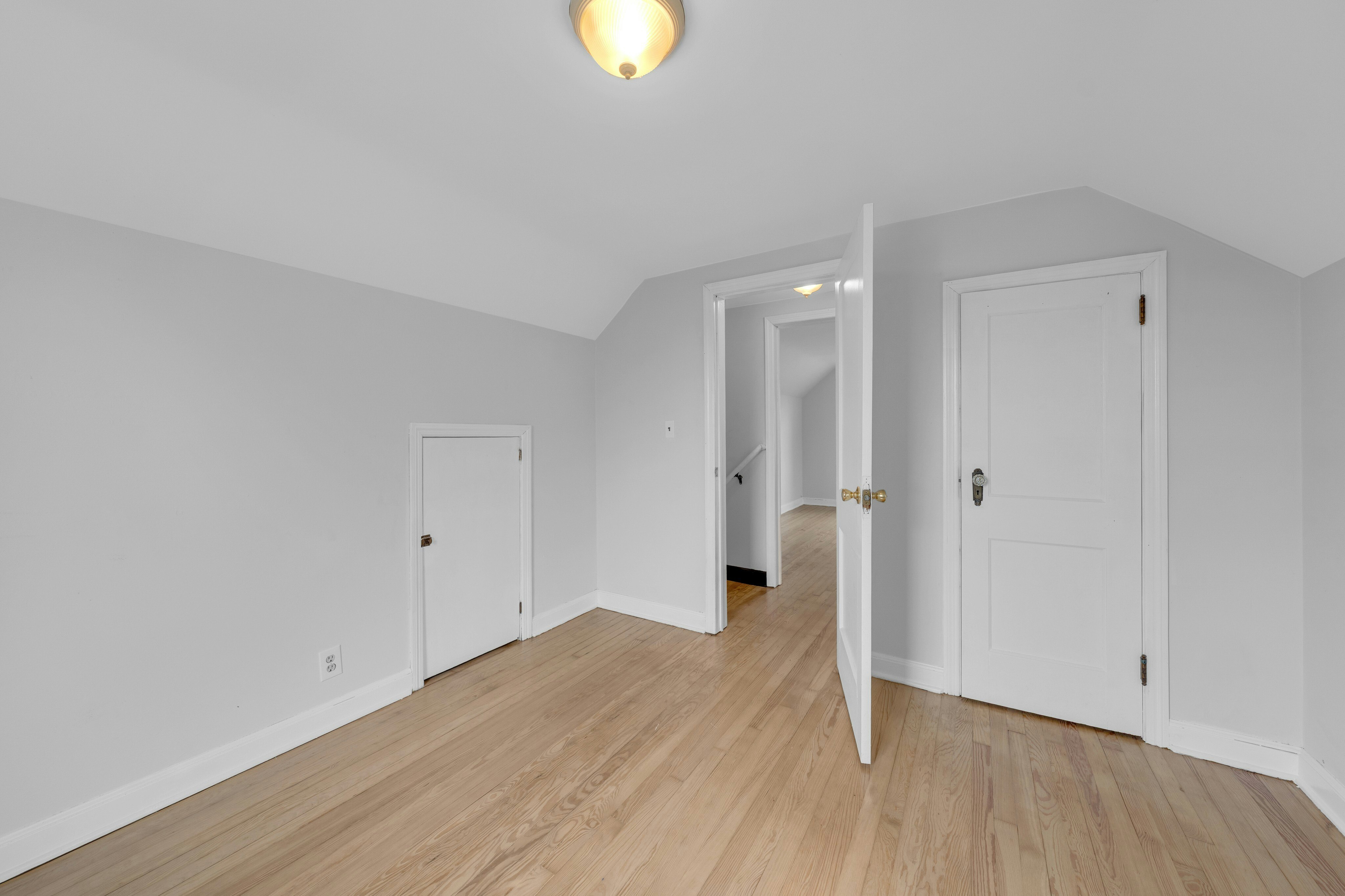 32 North 7th Avenue 