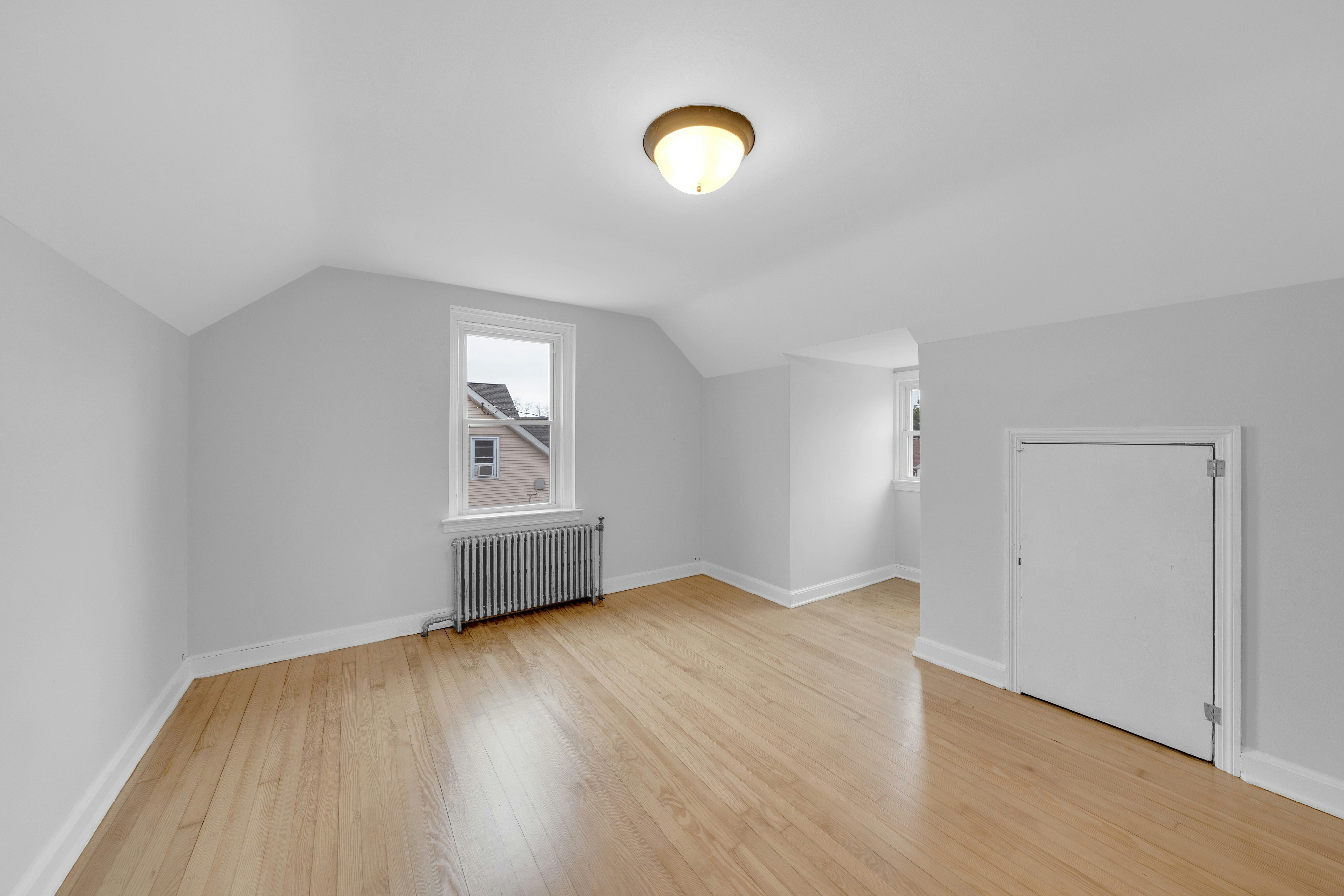 32 North 7th Avenue 