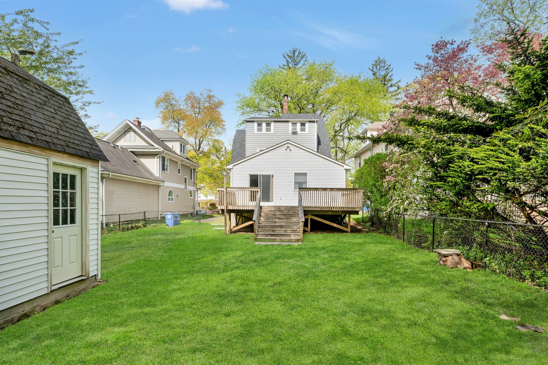 76 Magnolia Avenue 