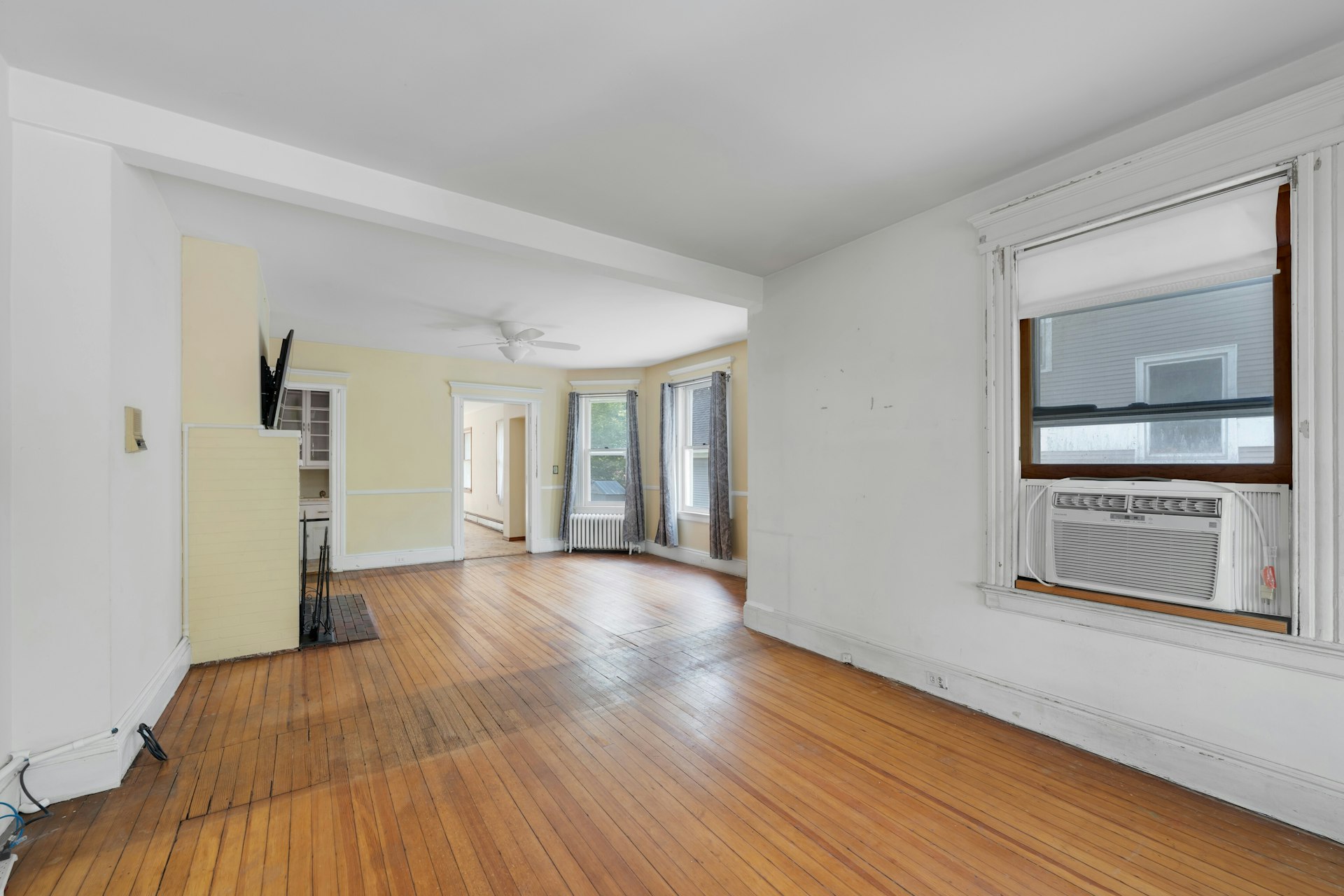 76 Magnolia Avenue 