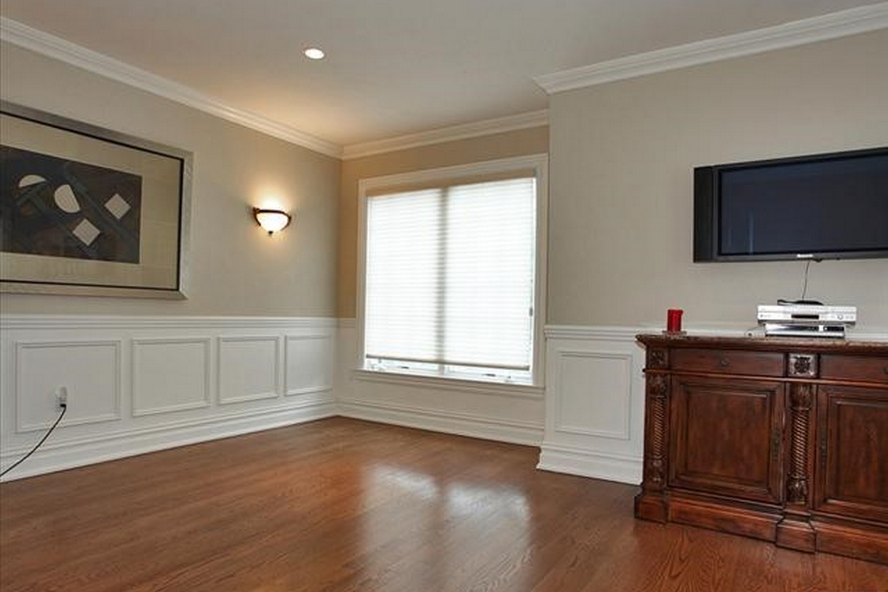8 Willow Drive 