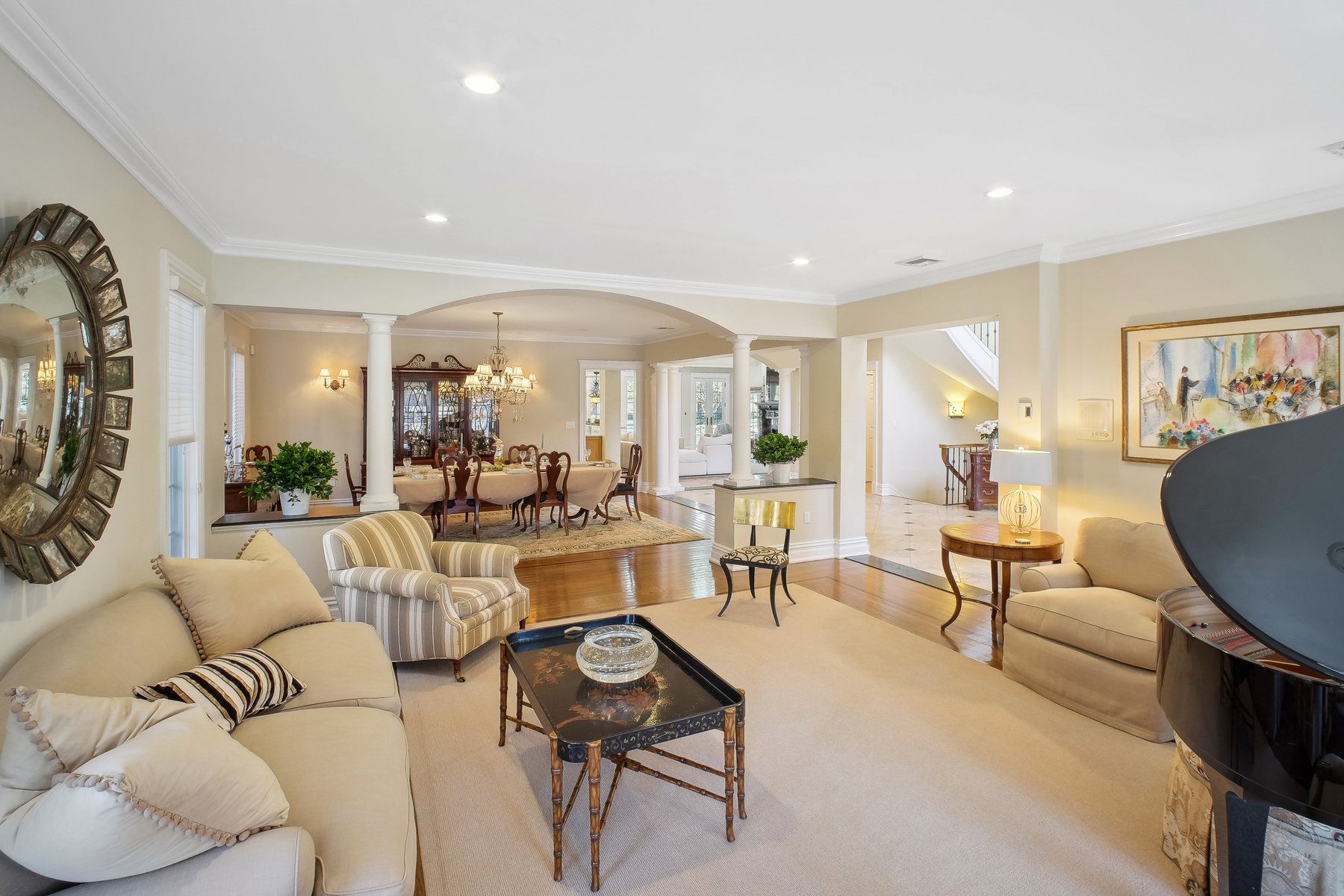 8 Willow Drive 