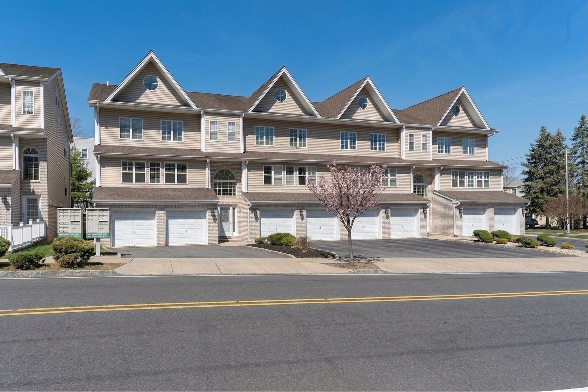 30 Mountain Avenue Unit 11