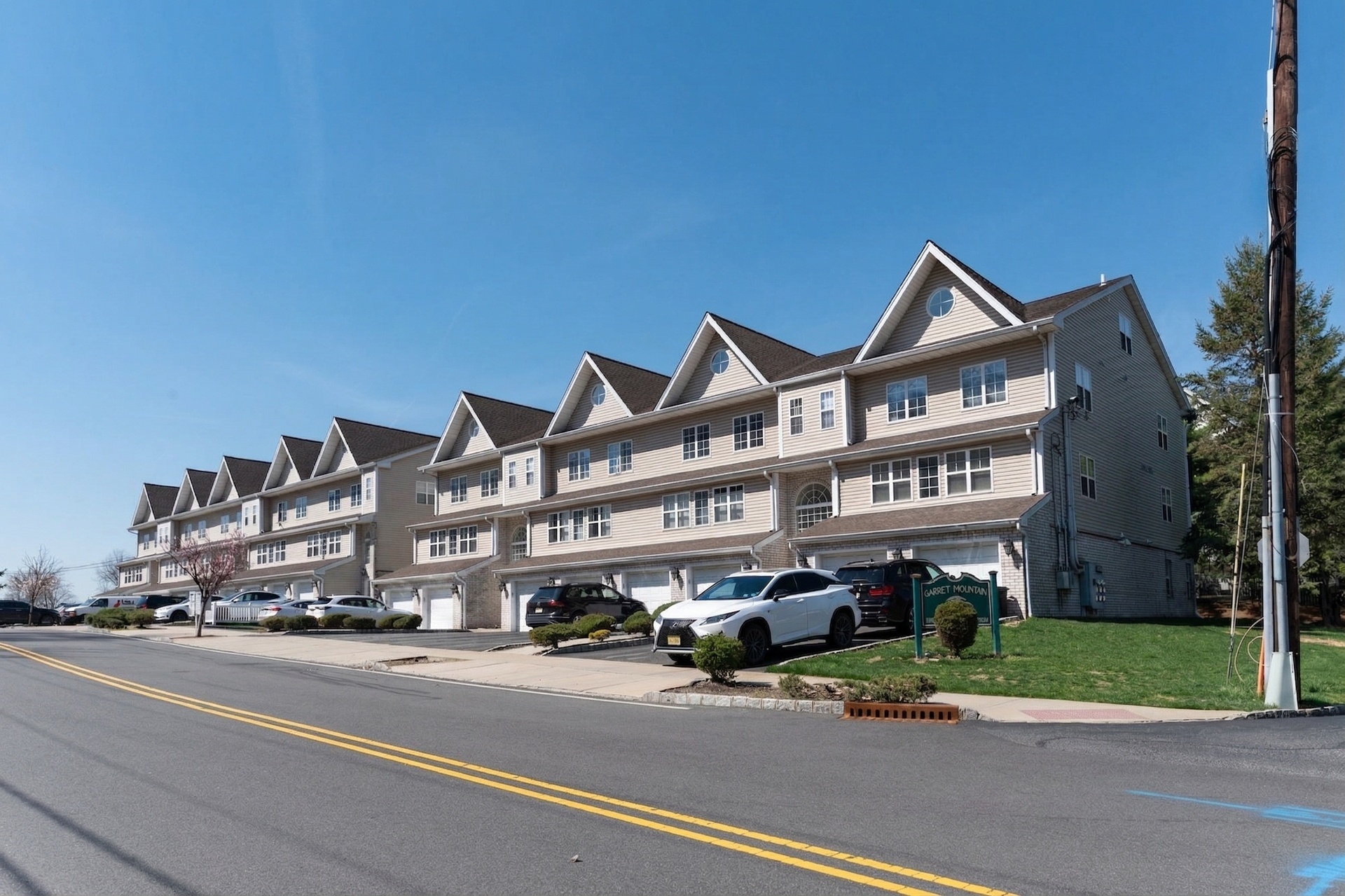 30 Mountain Avenue Unit 11