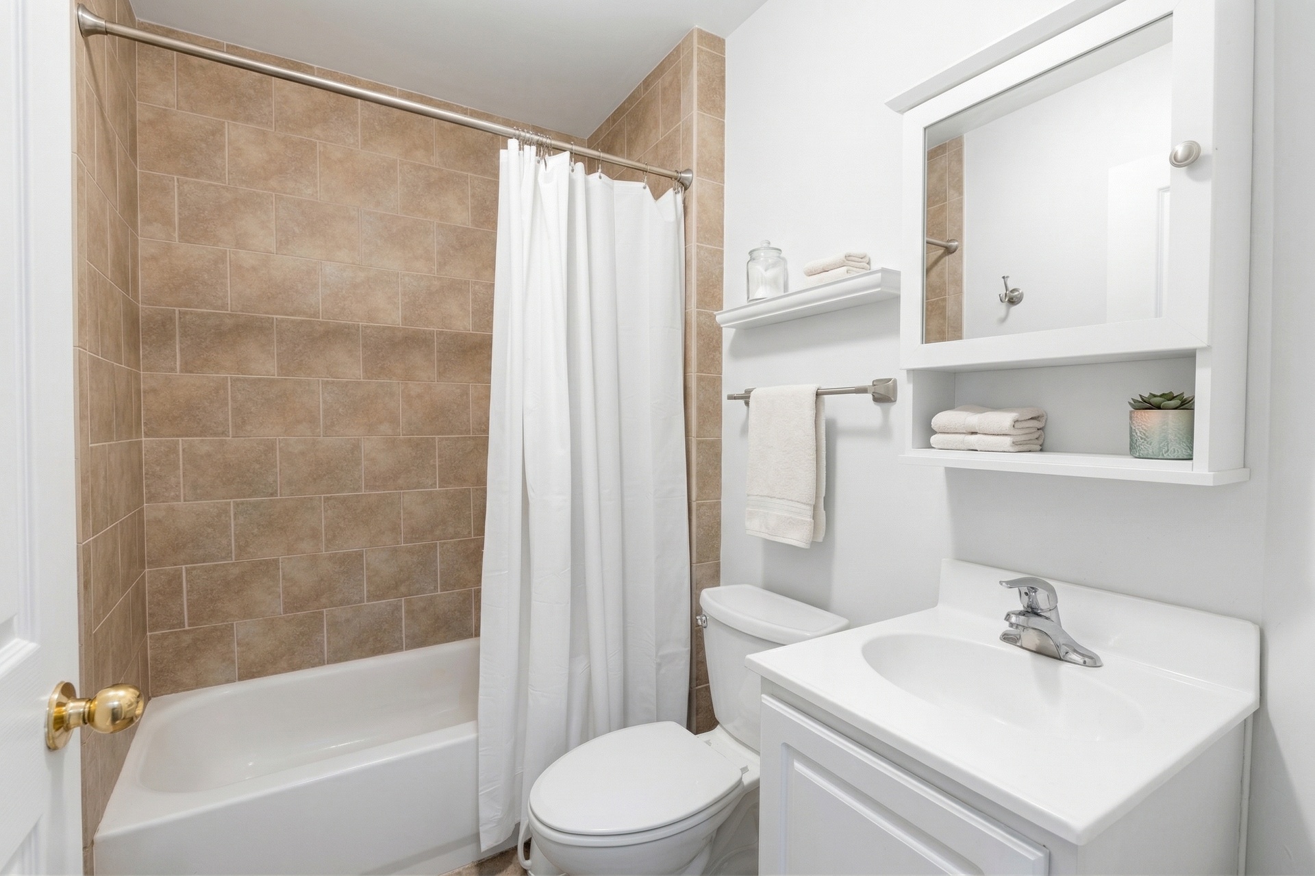 30 Mountain Avenue Unit 11