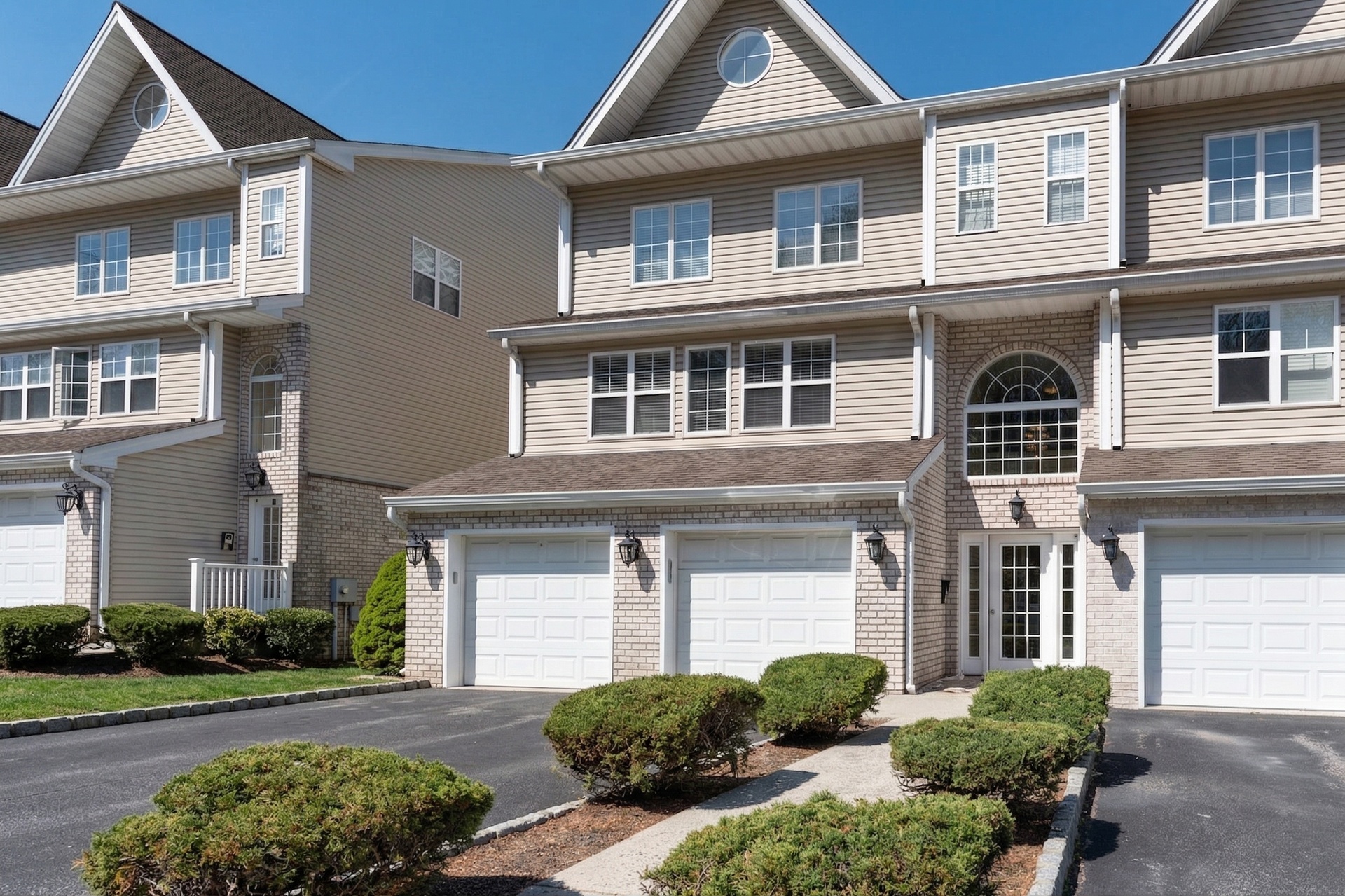 30 Mountain Avenue Unit 11