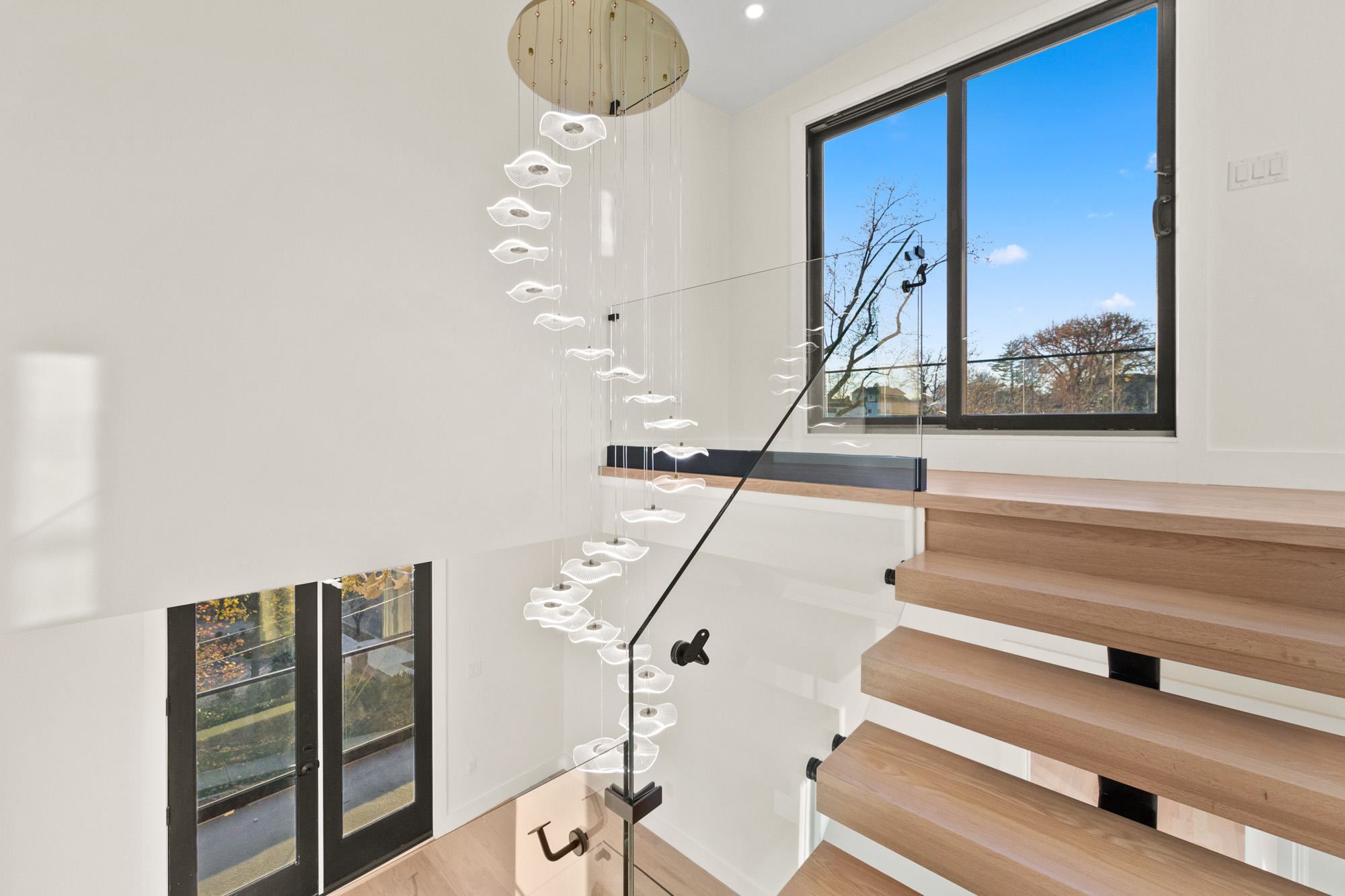 61 Edgewater Road