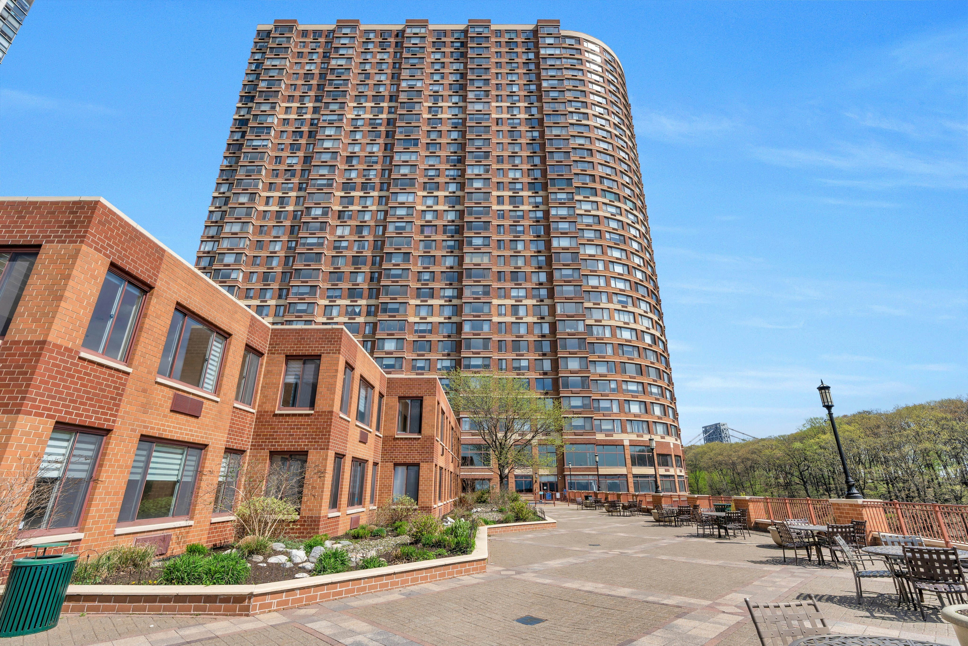 100 Old Palisade Road #1601