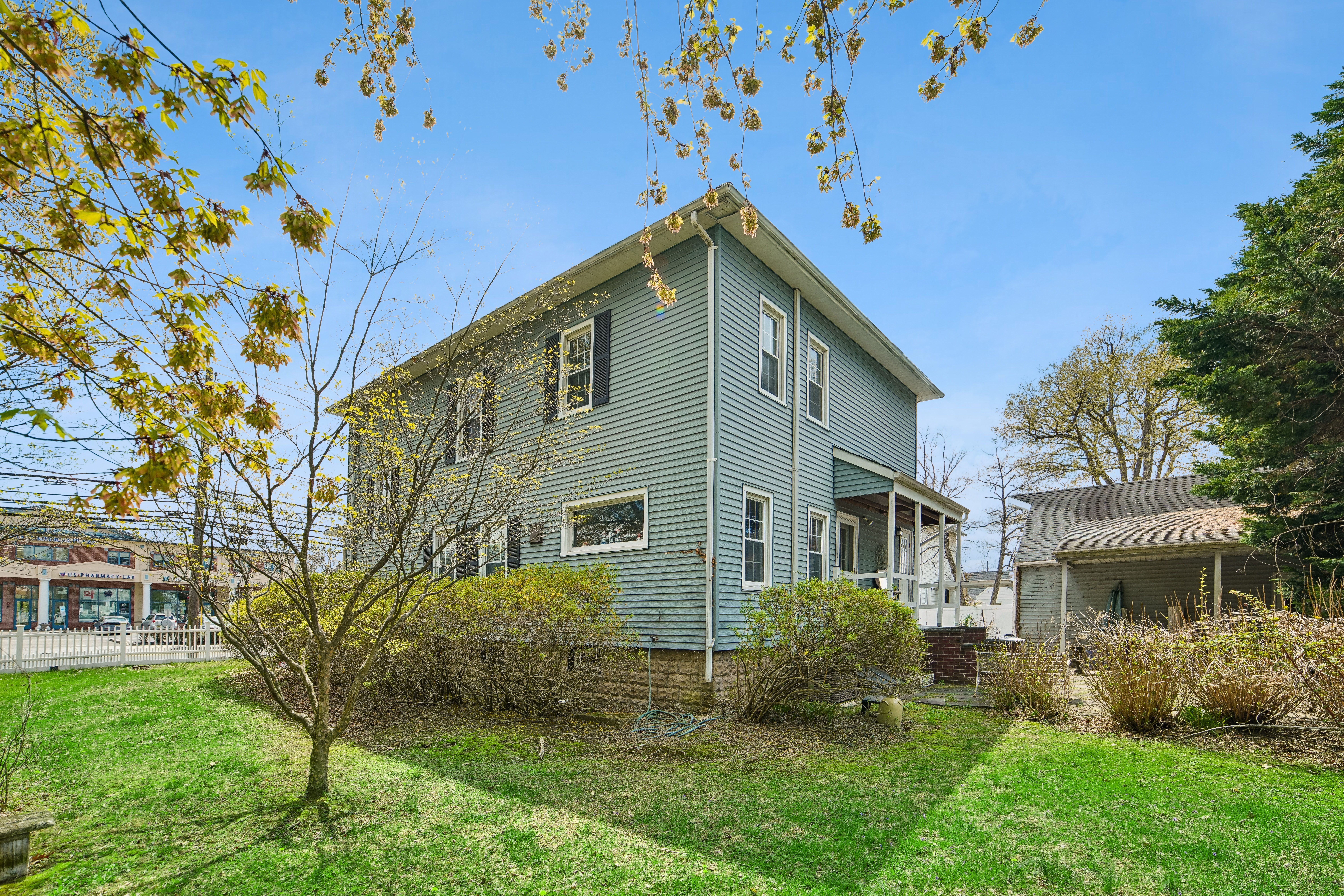 219 Livingston Street 