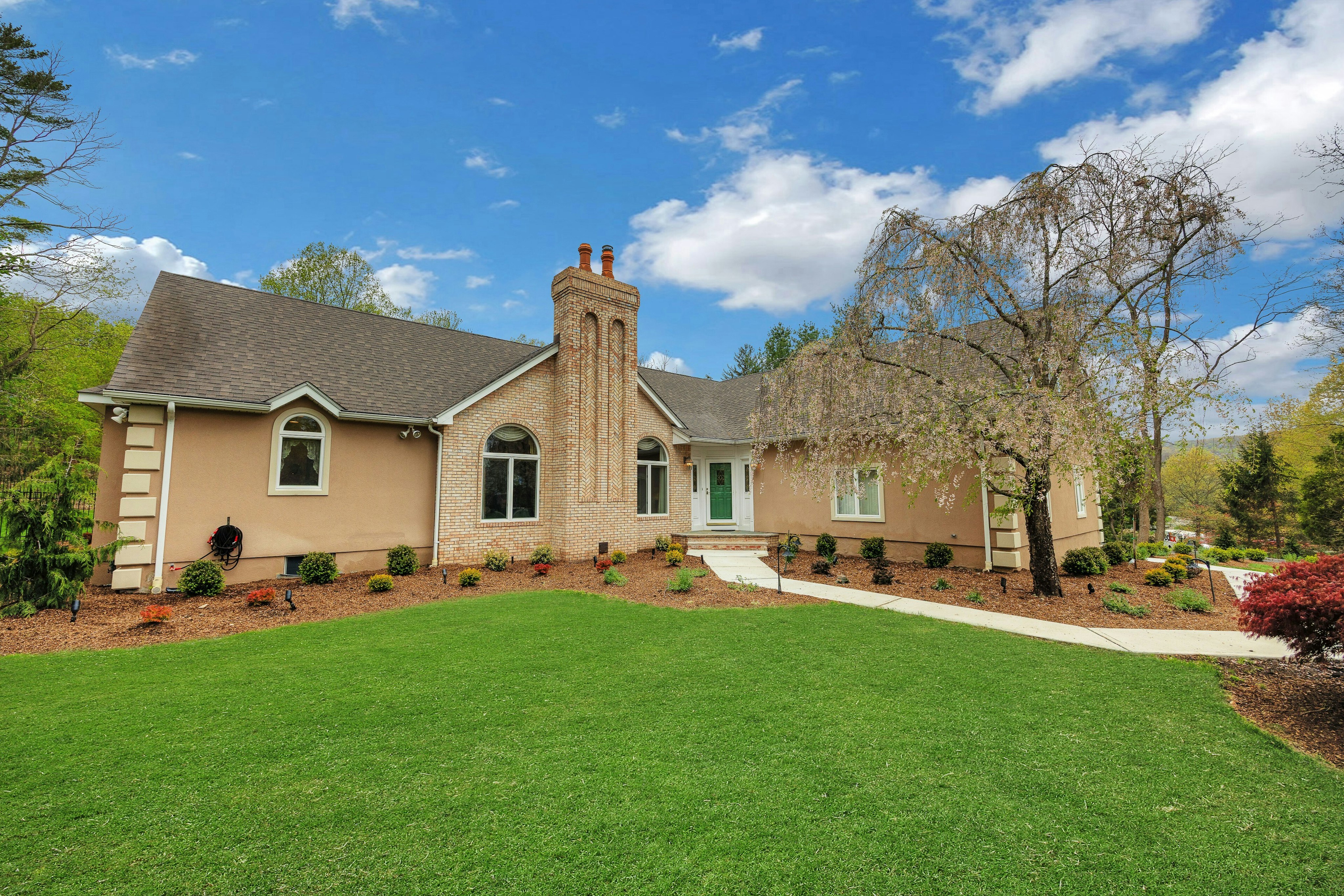 2 Crocker Mansion Drive 