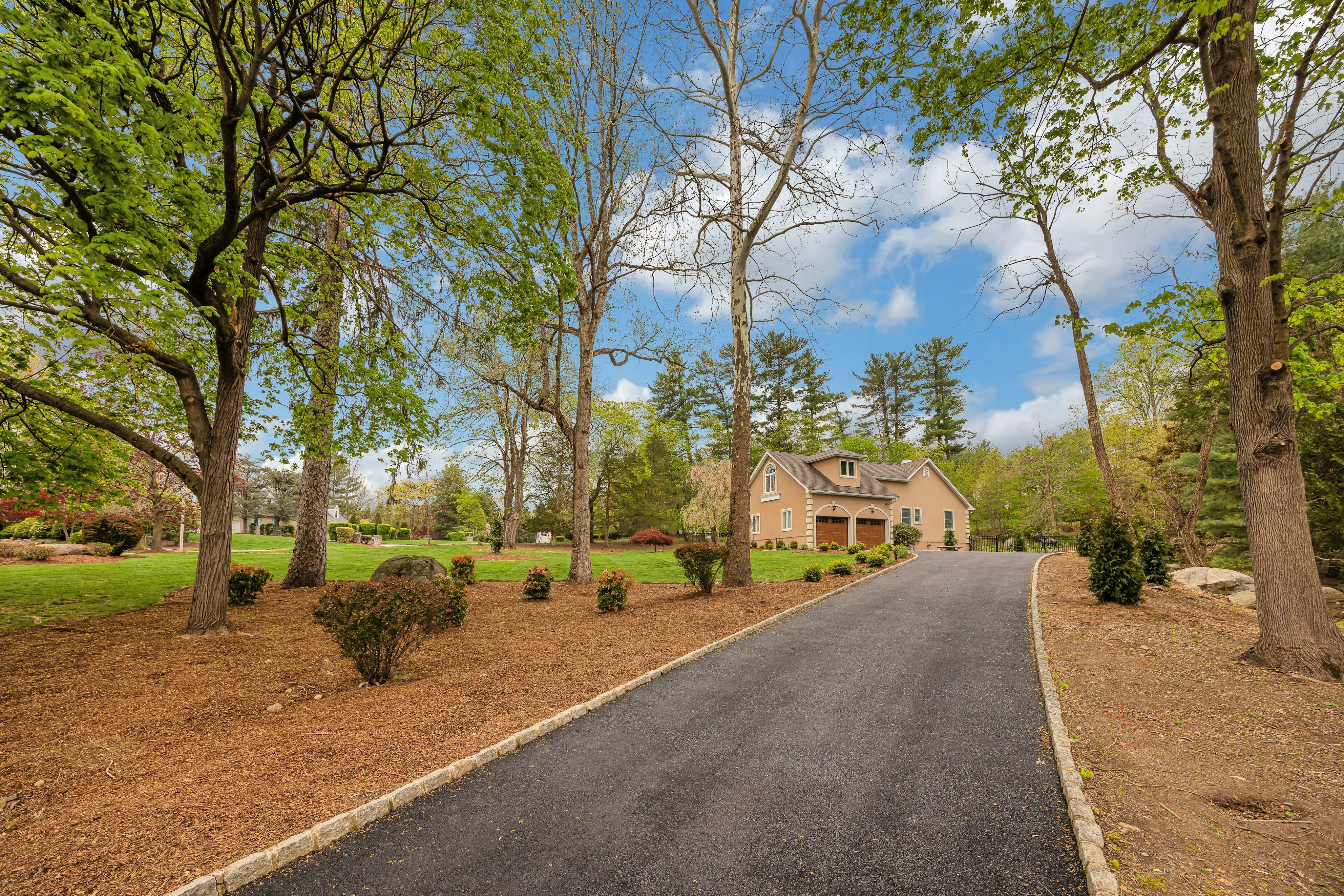 2 Crocker Mansion Drive 