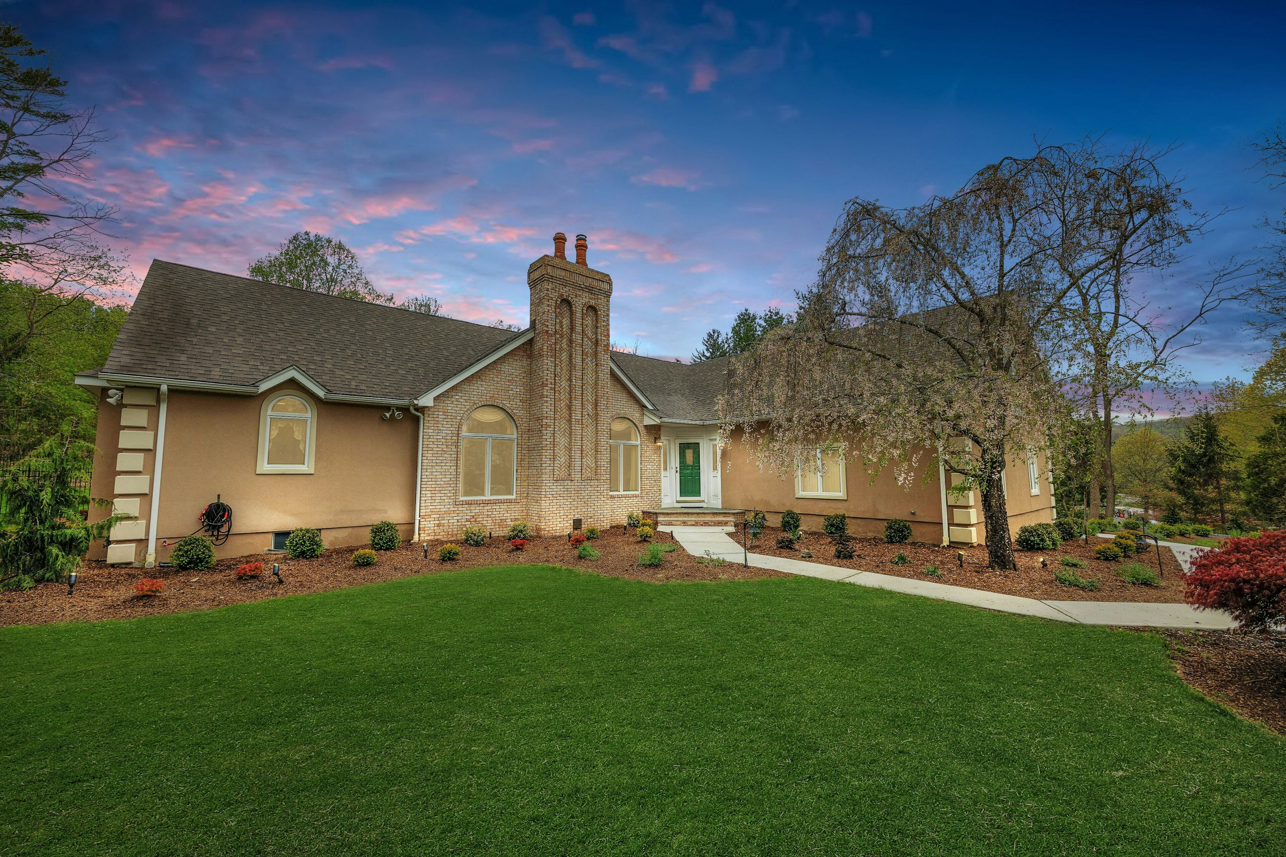2 Crocker Mansion Drive 