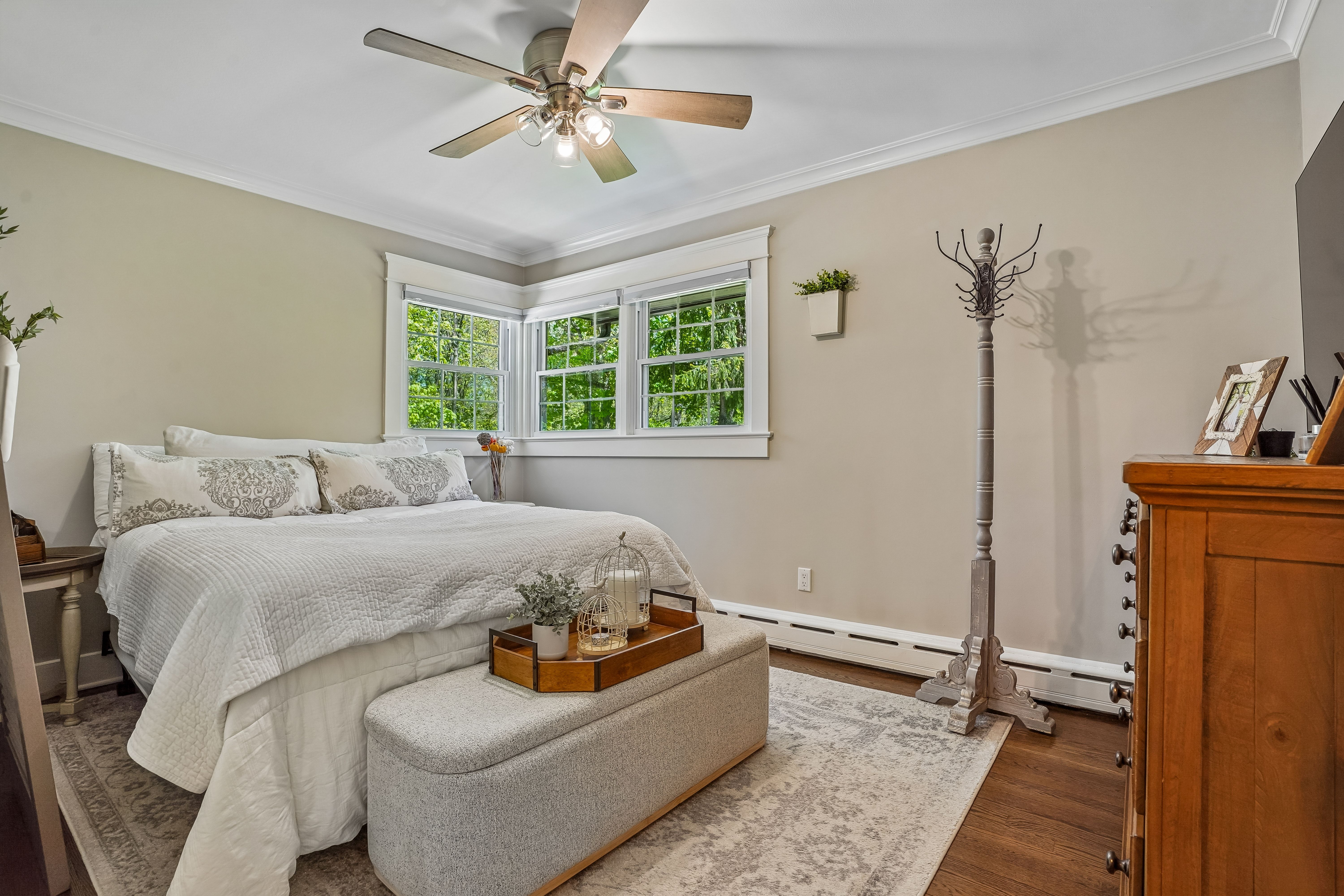 586 Sparrowbush Road 