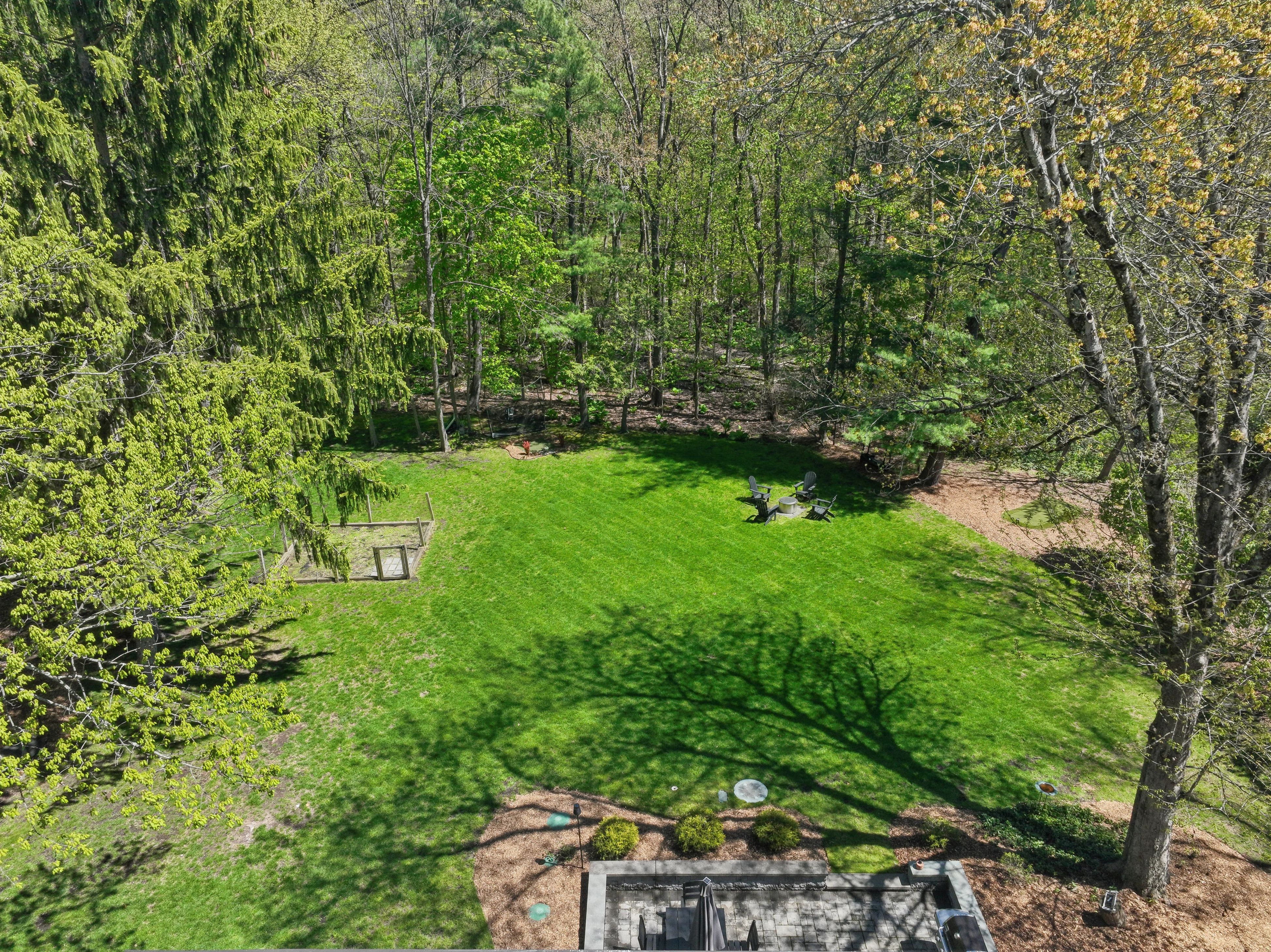 586 Sparrowbush Road 
