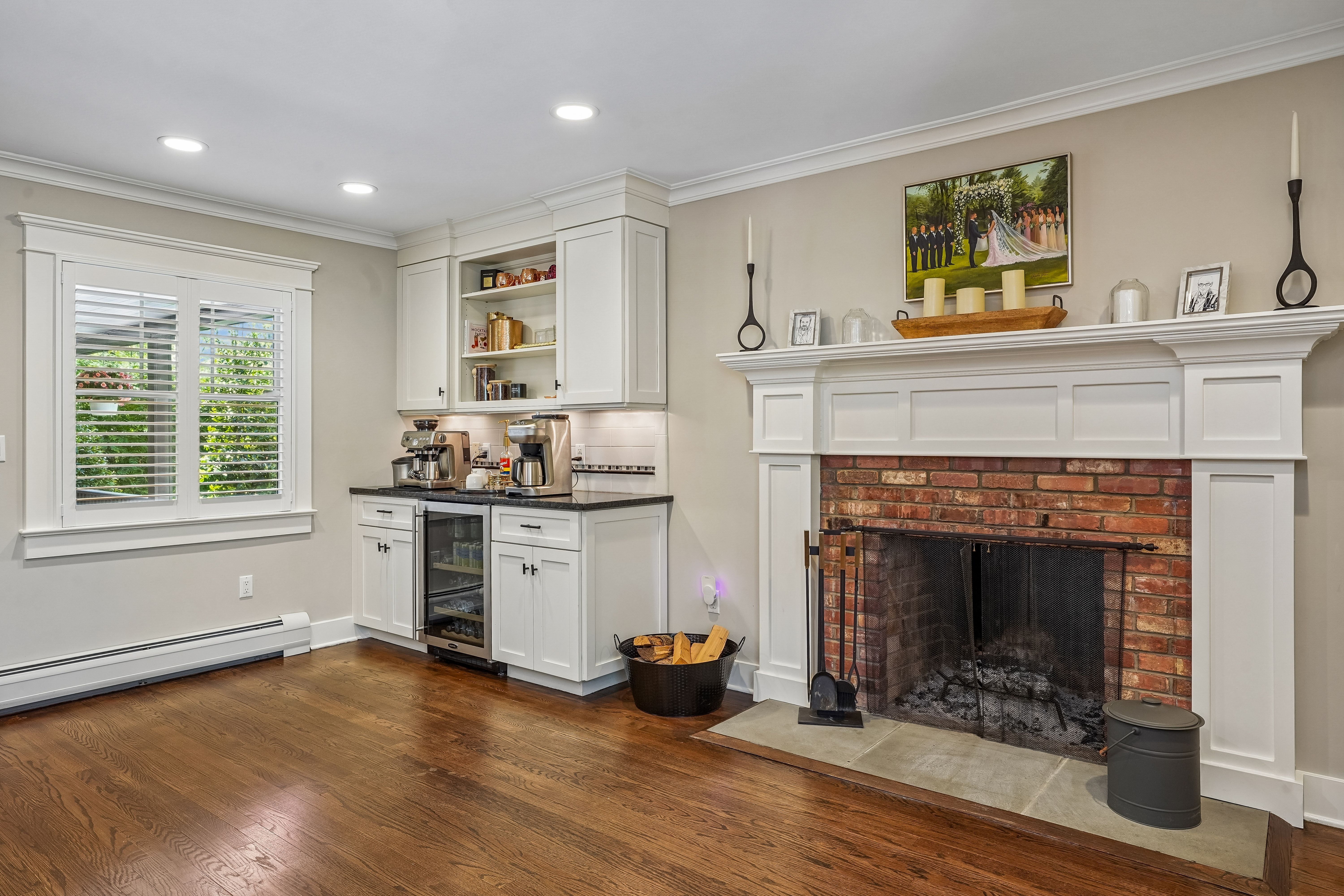 586 Sparrowbush Road 