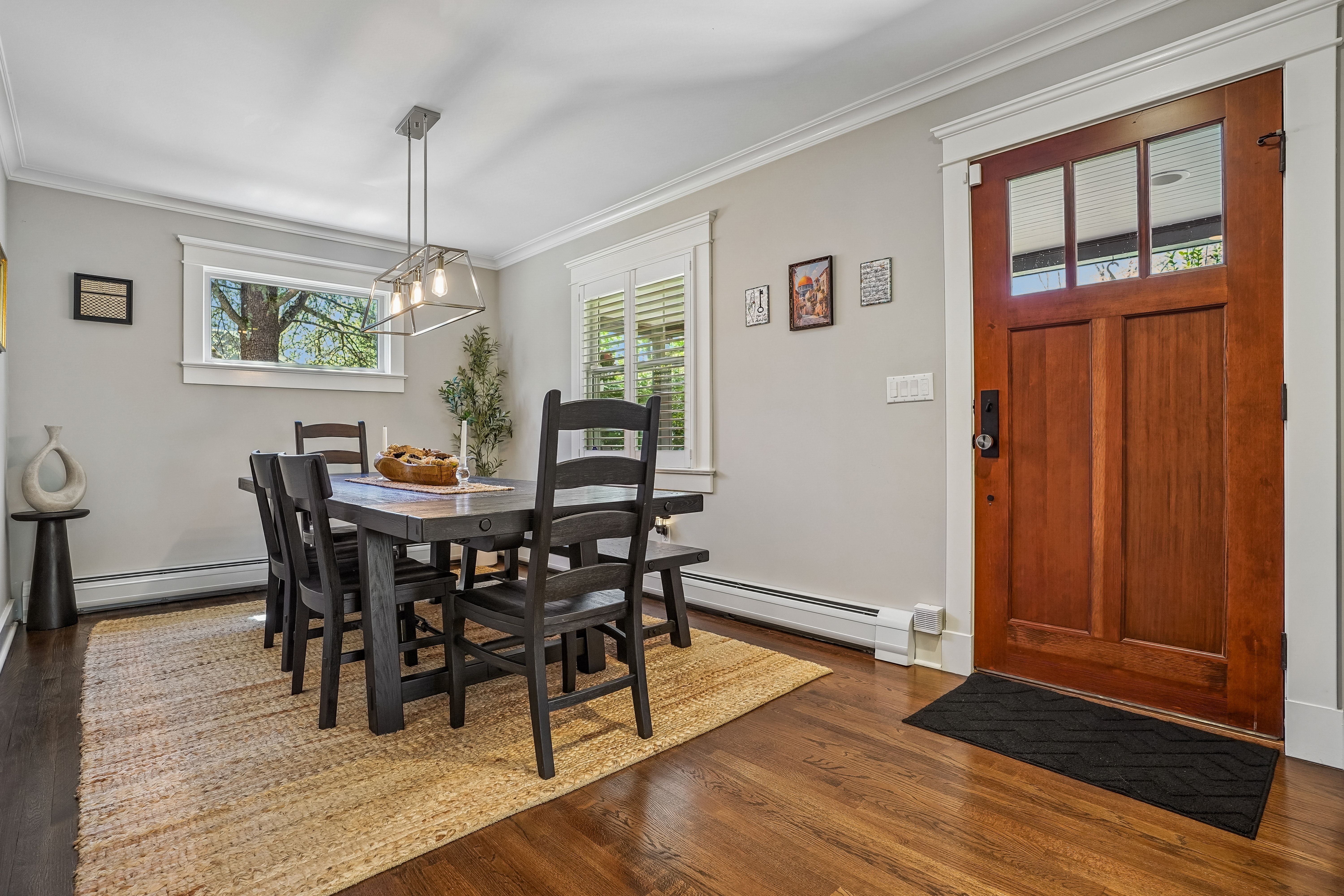 586 Sparrowbush Road 