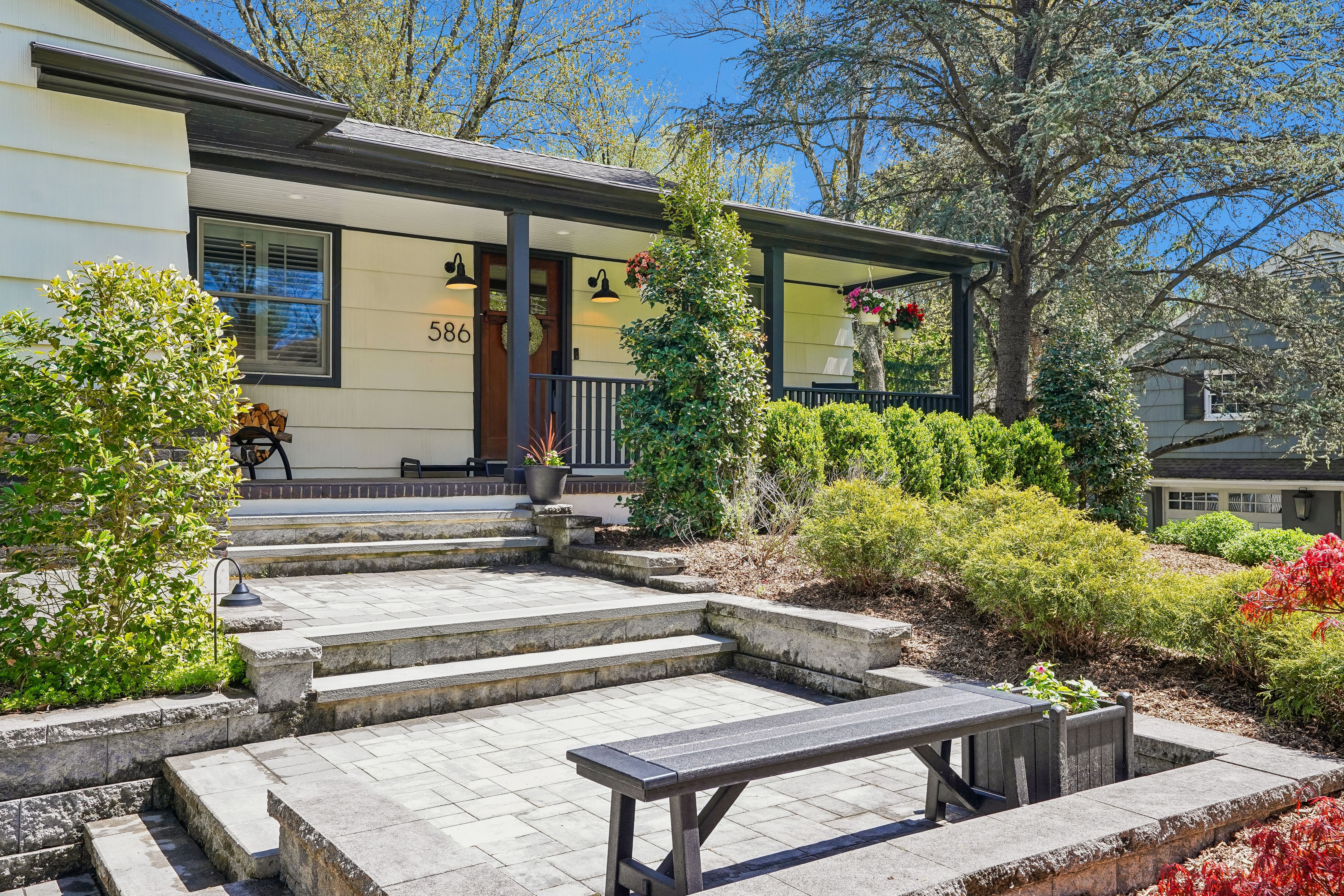 586 Sparrowbush Road 