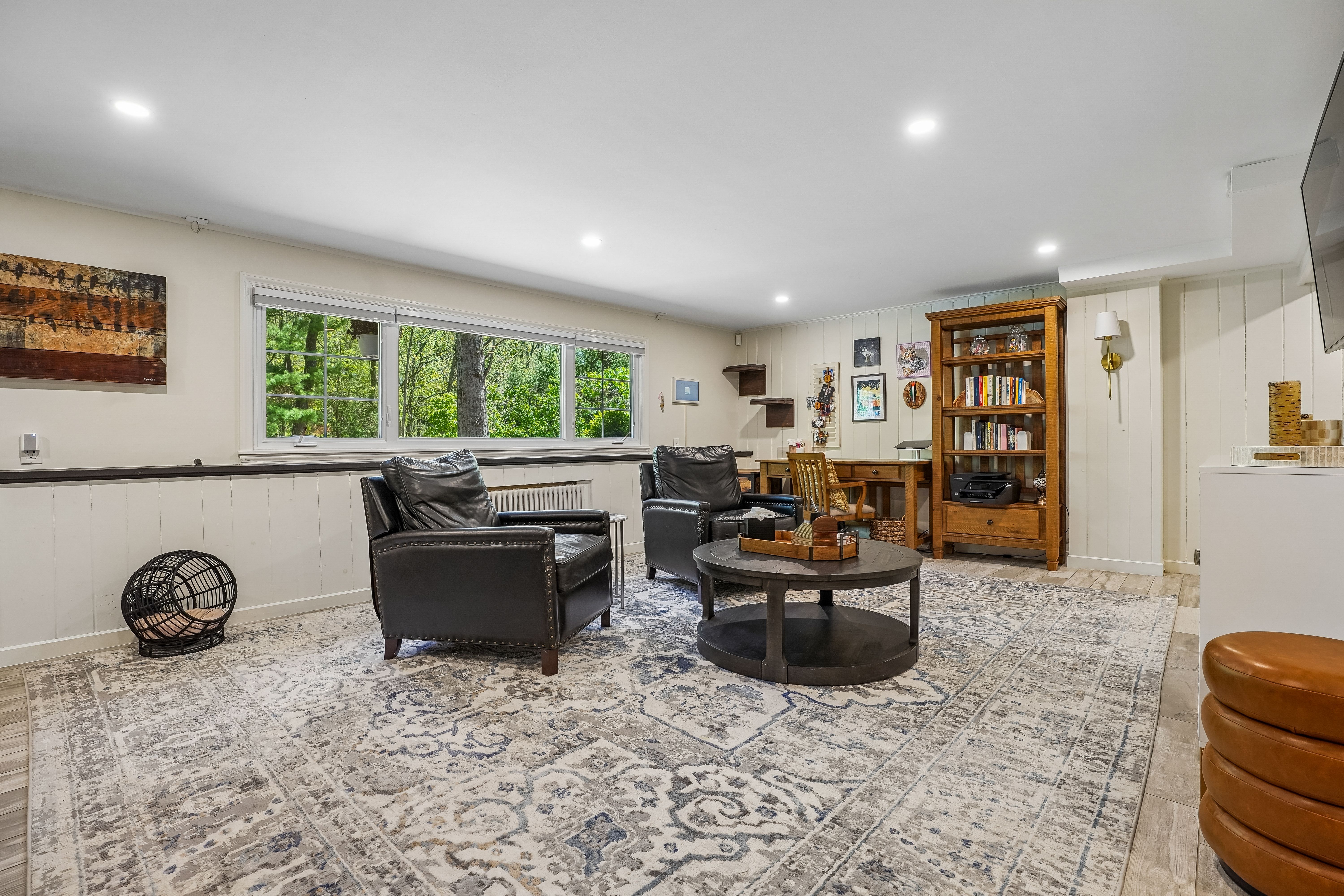 586 Sparrowbush Road 