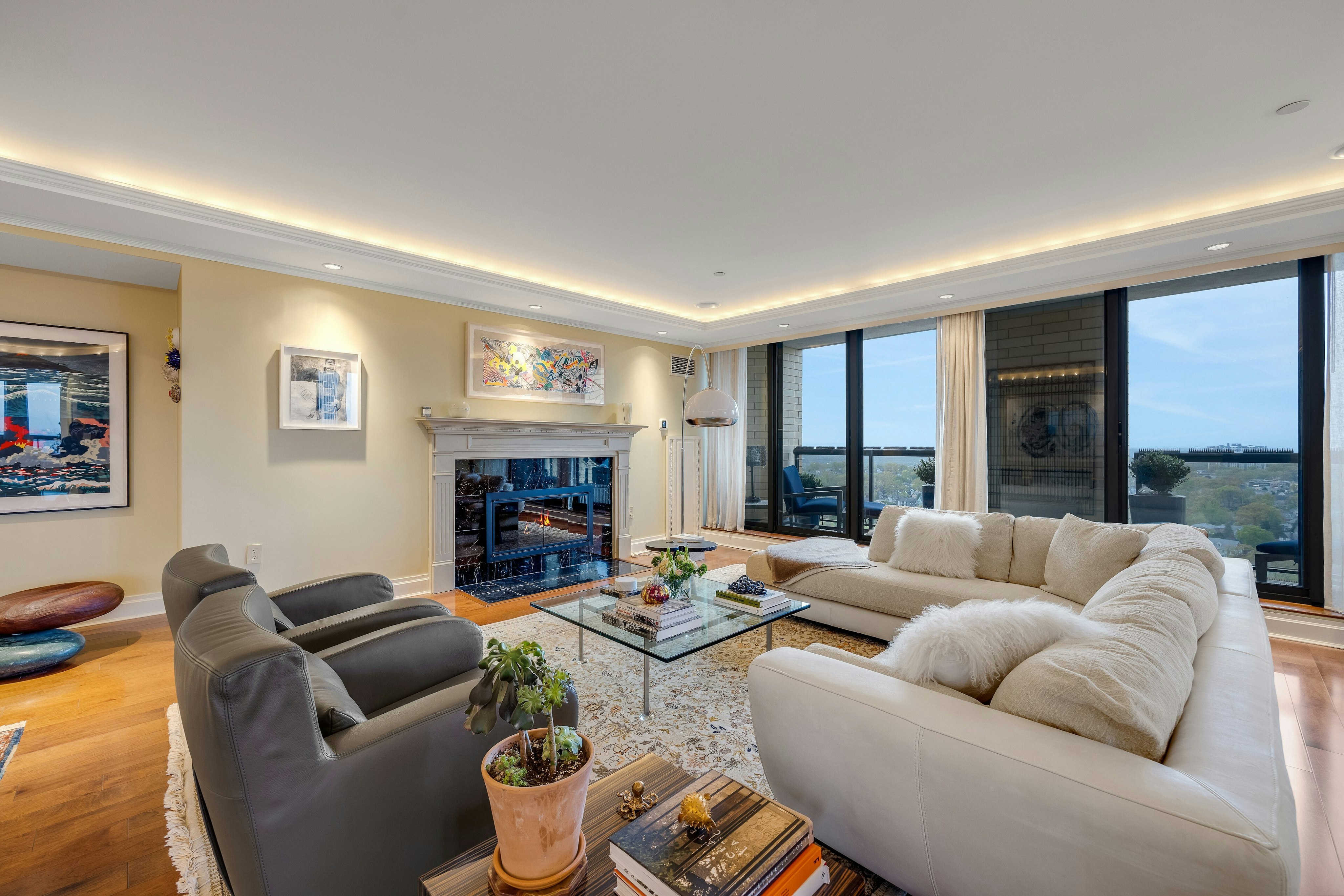 900 Palisade Avenue #PH-2405