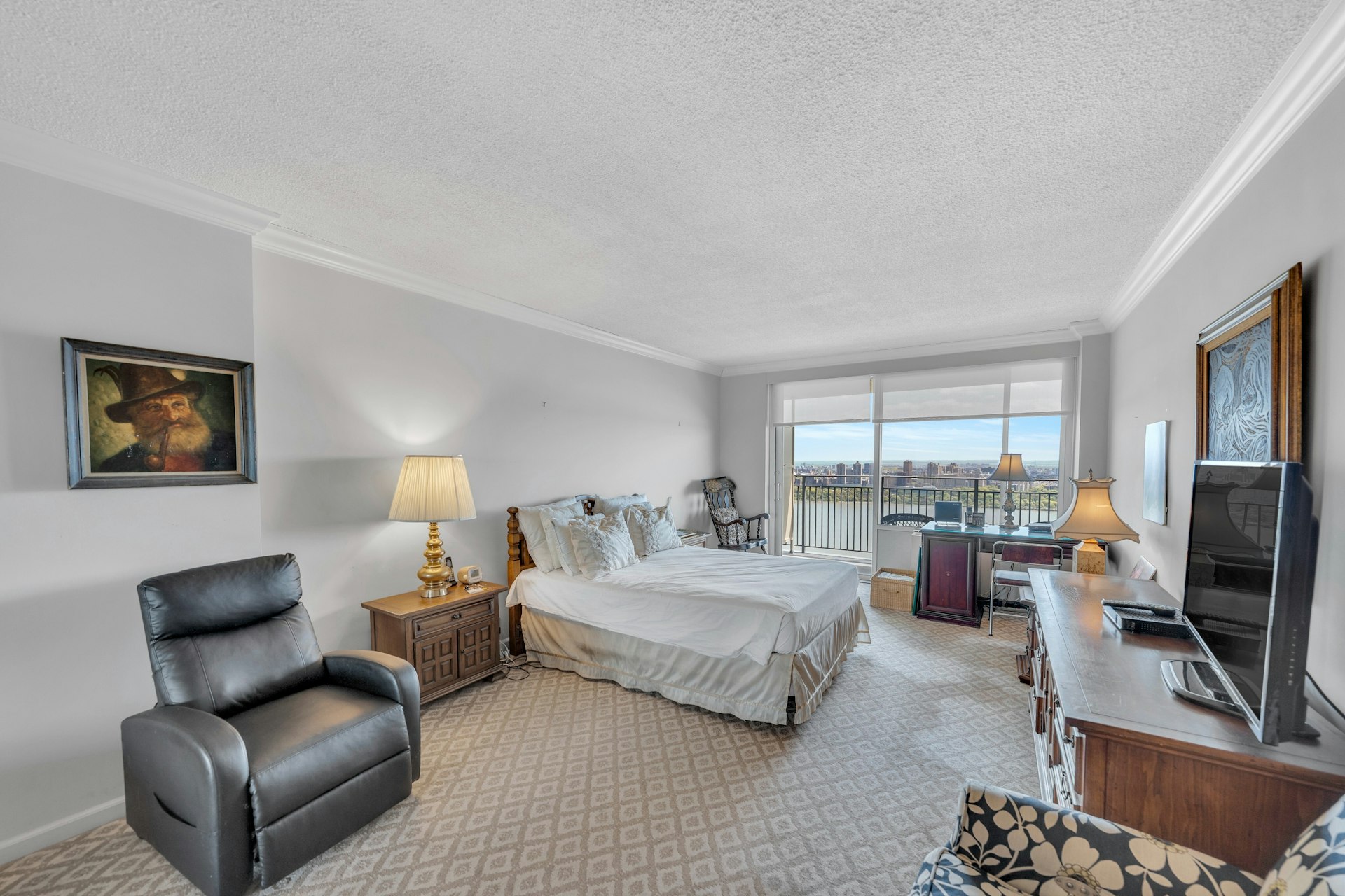 1530 Palisade Avenue Unit# 27K
