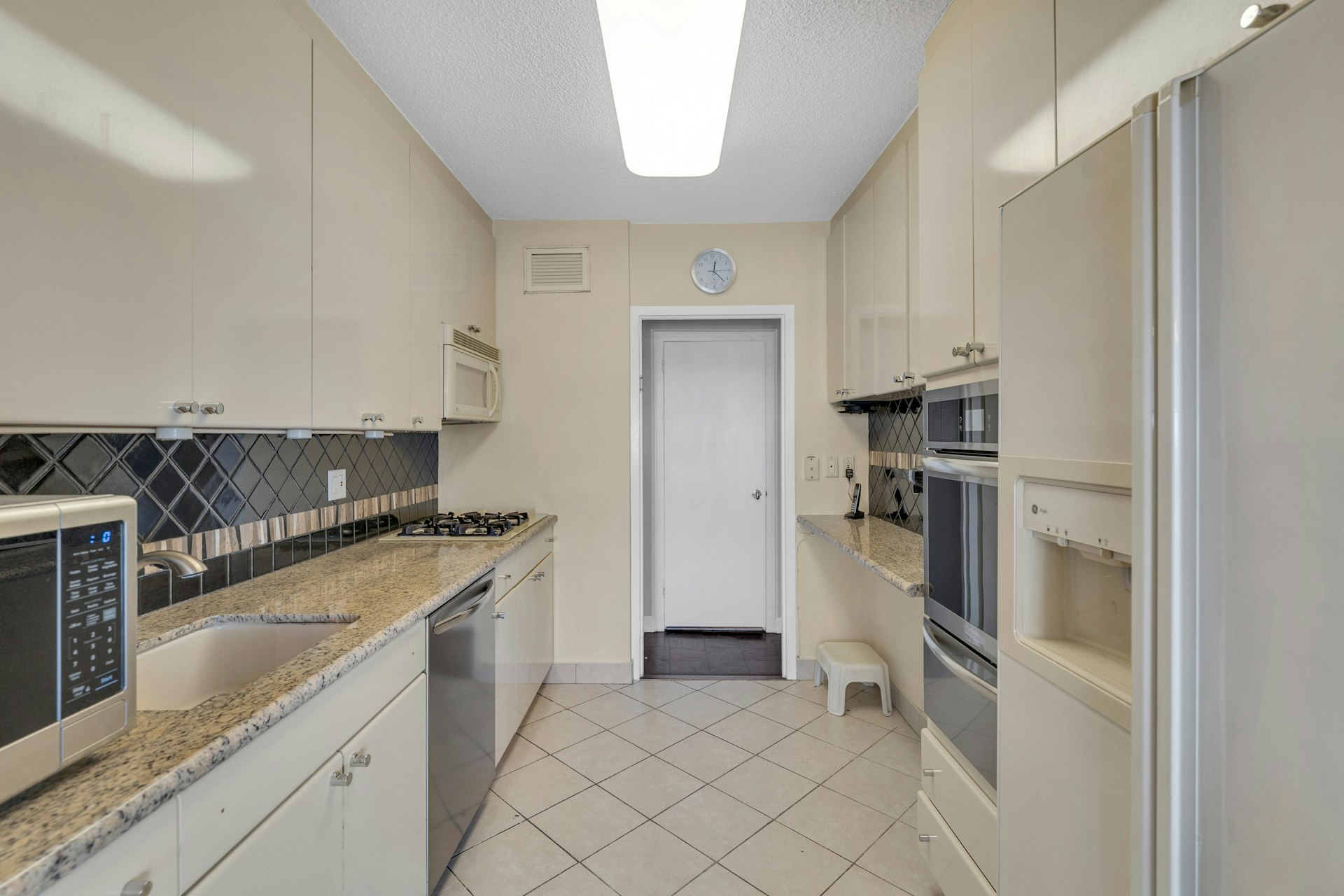 1530 Palisade Avenue Unit# 27K