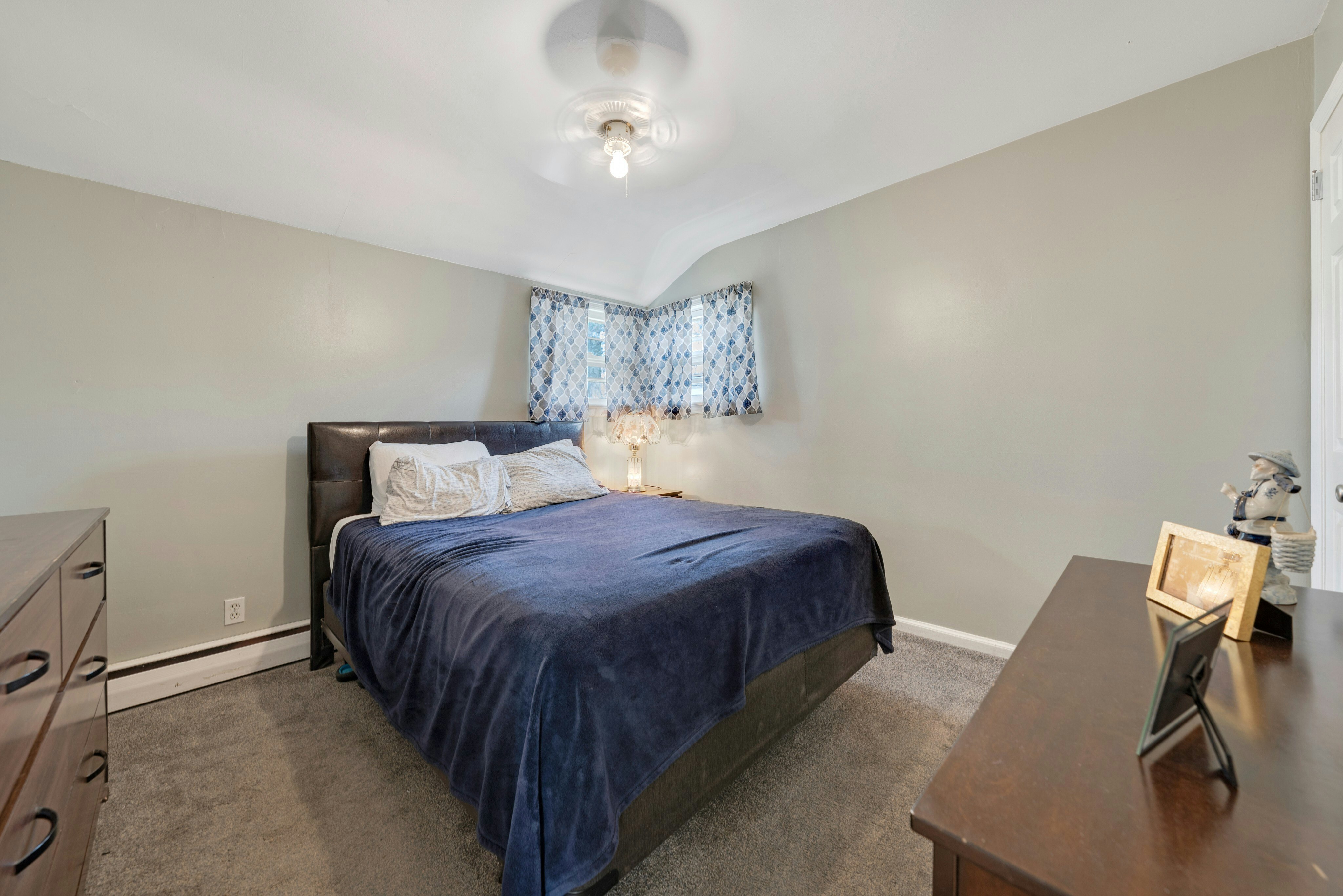 137 Lincoln Place 