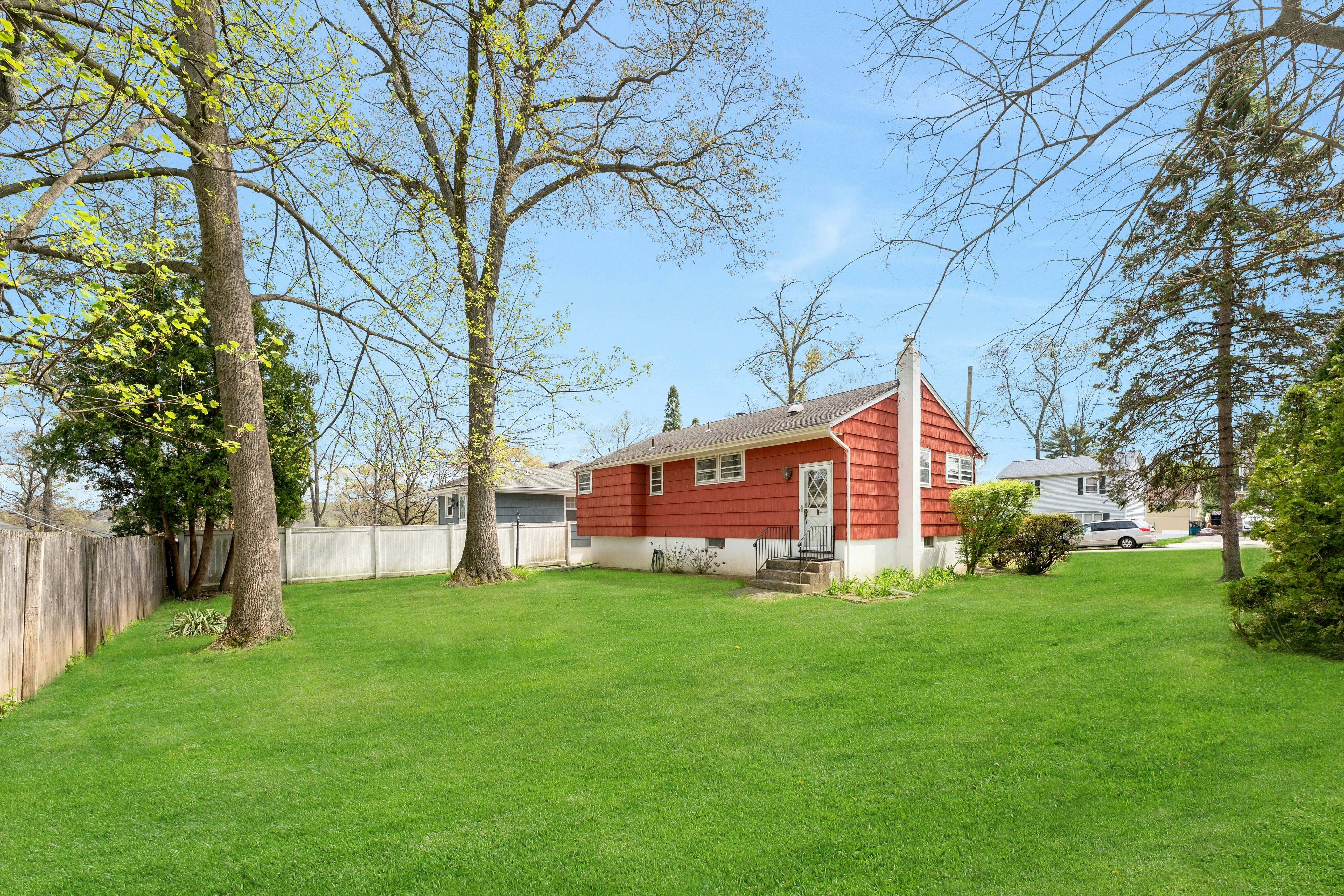 137 Lincoln Place 