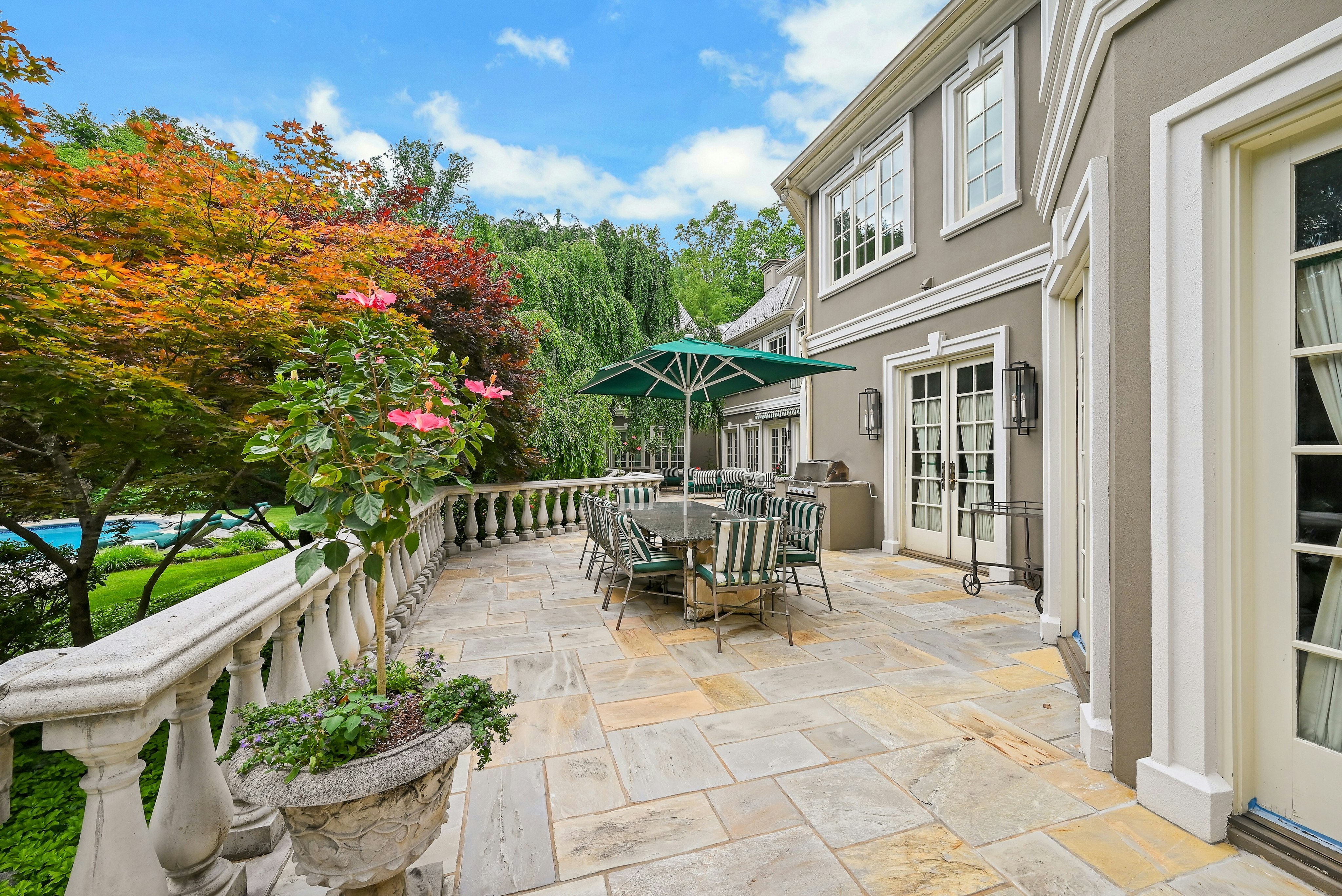 86 Fox Hedge Road 