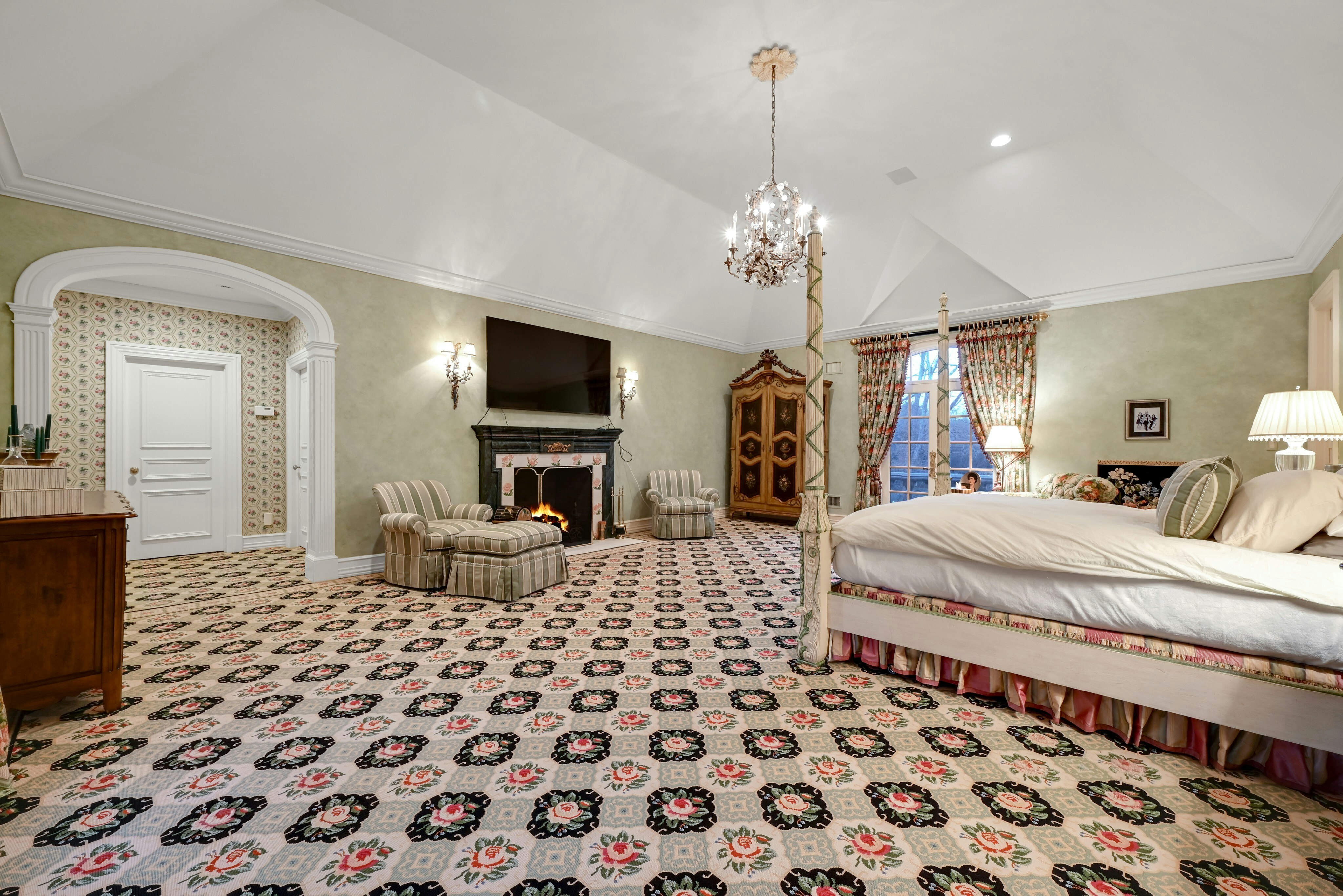 86 Fox Hedge Road 
